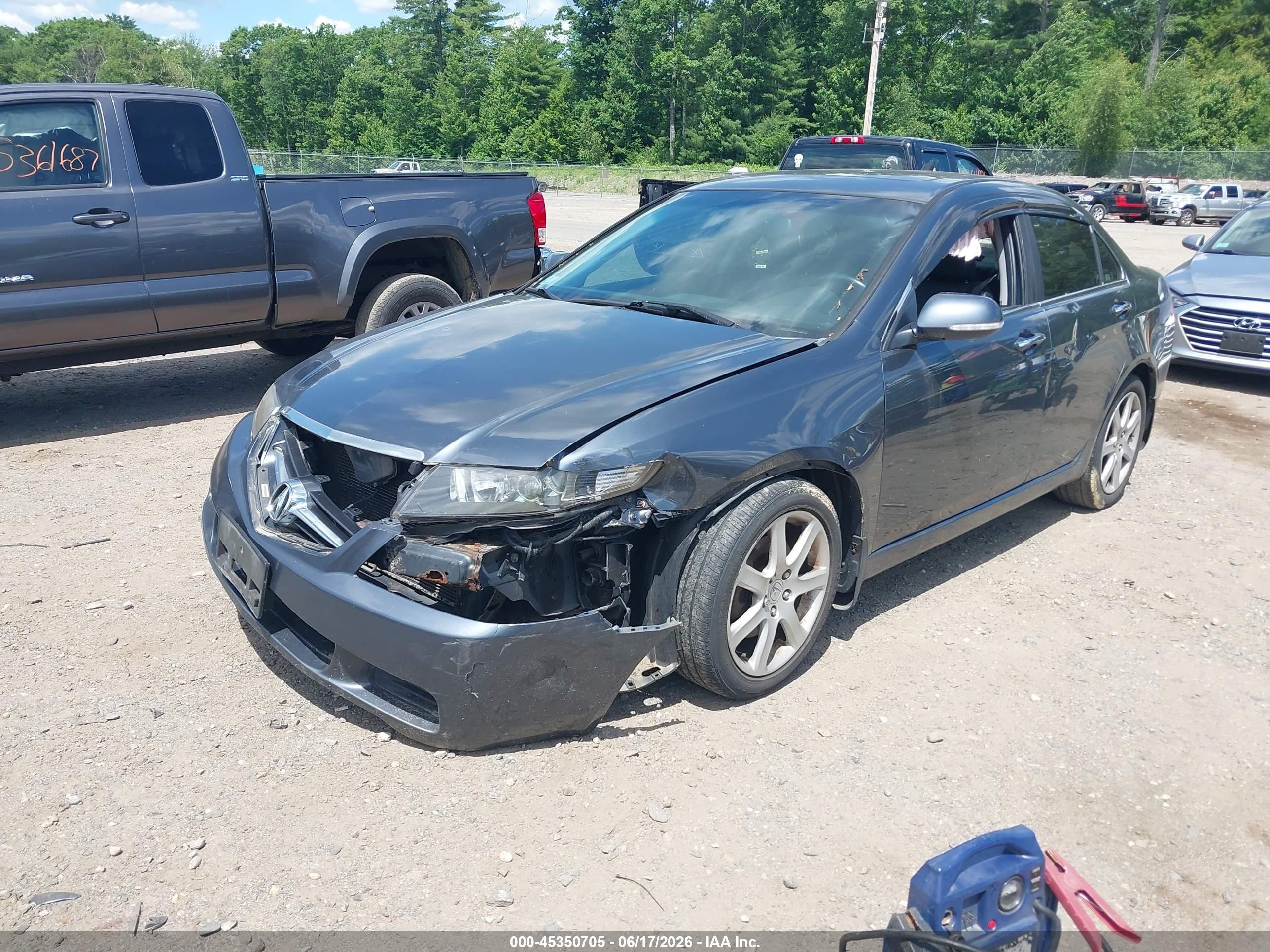 2005 Acura Tsx   Gray vin: JH4CL96835C002688