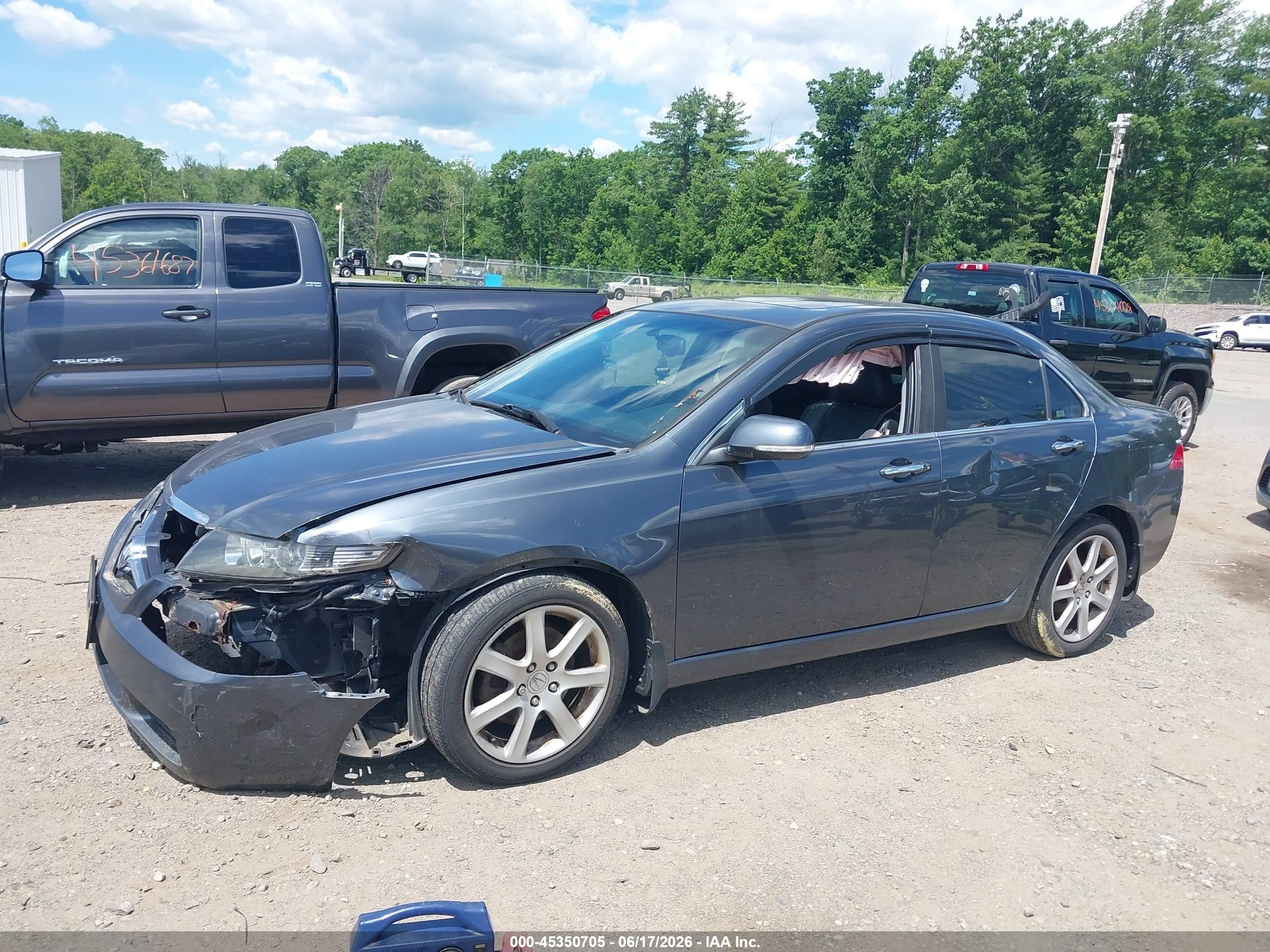 2005 Acura Tsx   Gray vin: JH4CL96835C002688