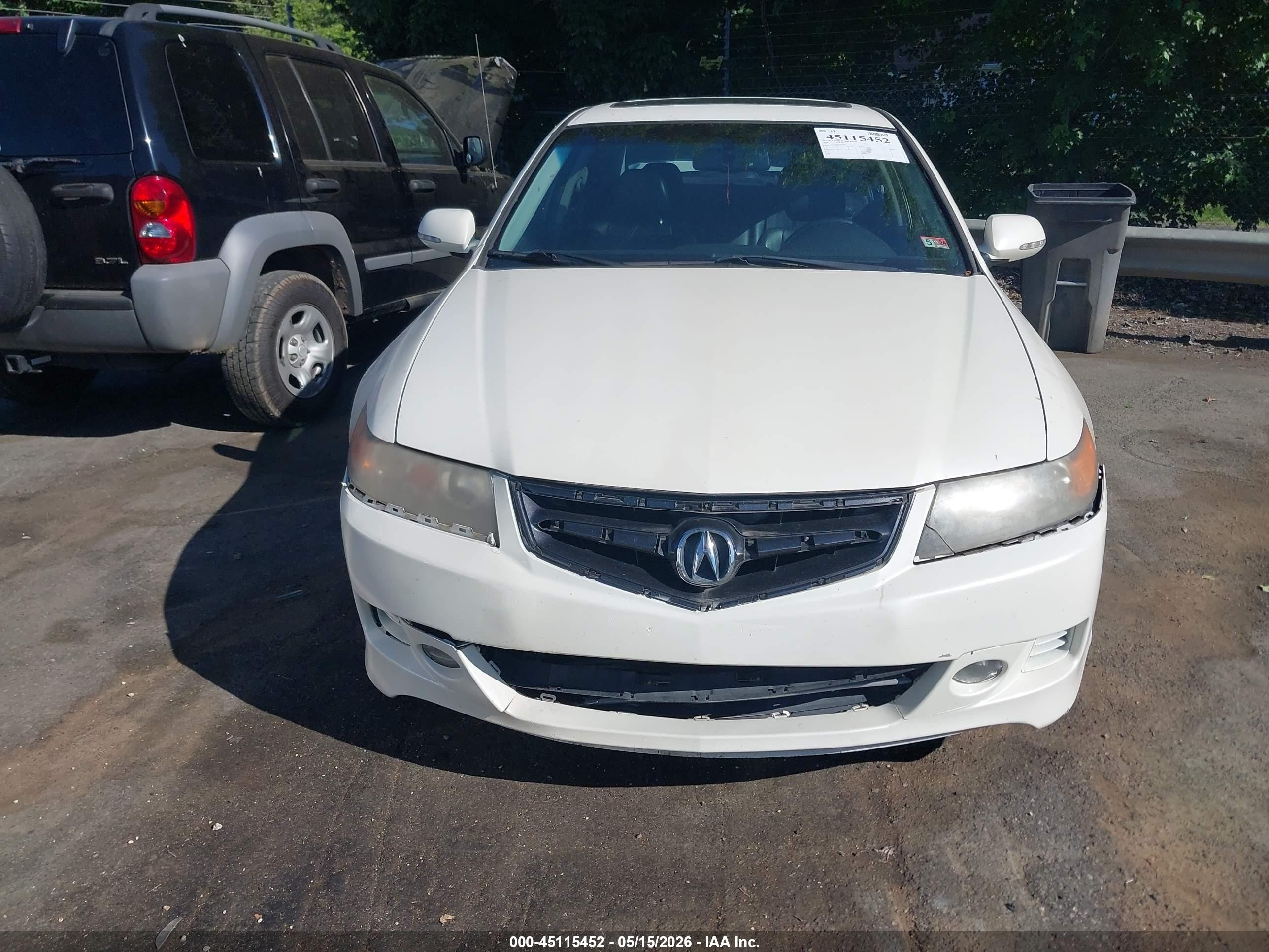 2008 Acura Tsx   White vin: JH4CL96838C001576