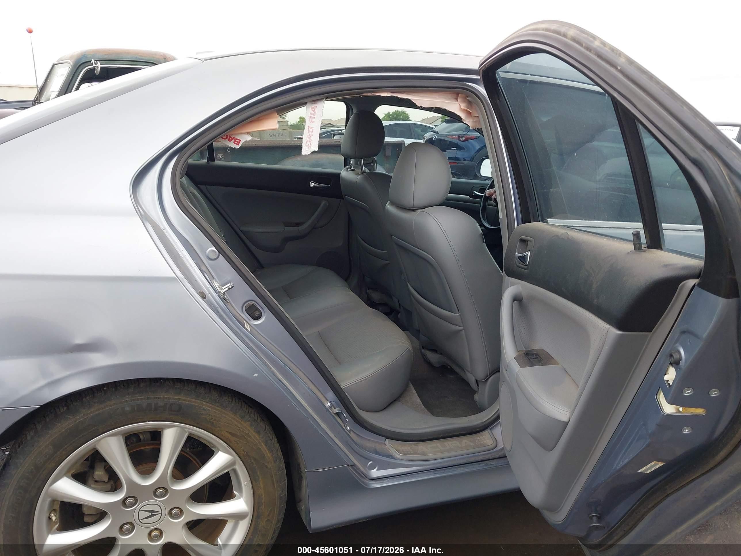 2008 Acura Tsx   Серебряный vin: JH4CL96838C016627