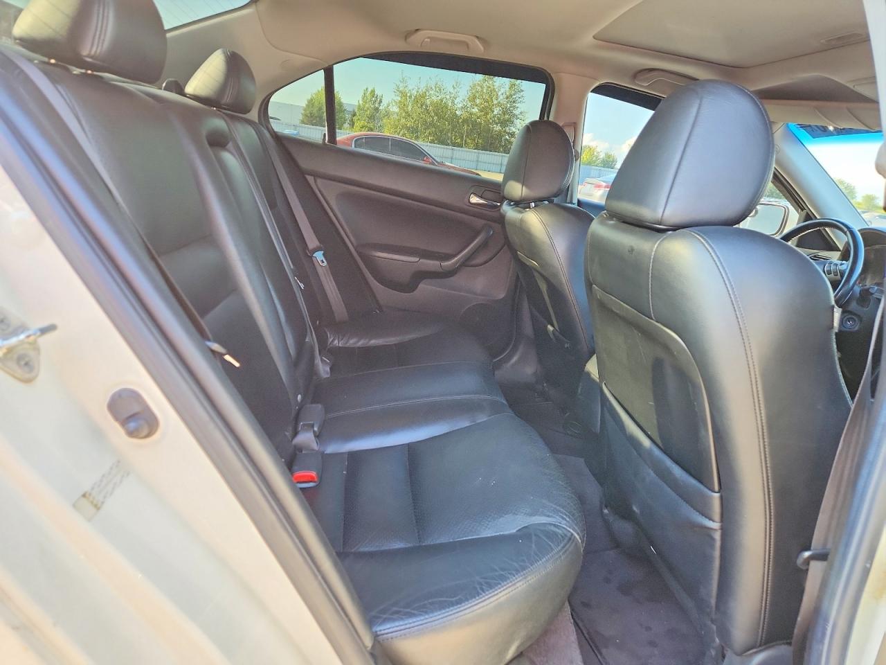 2006 Acura Tsx White vin: JH4CL96846C801851