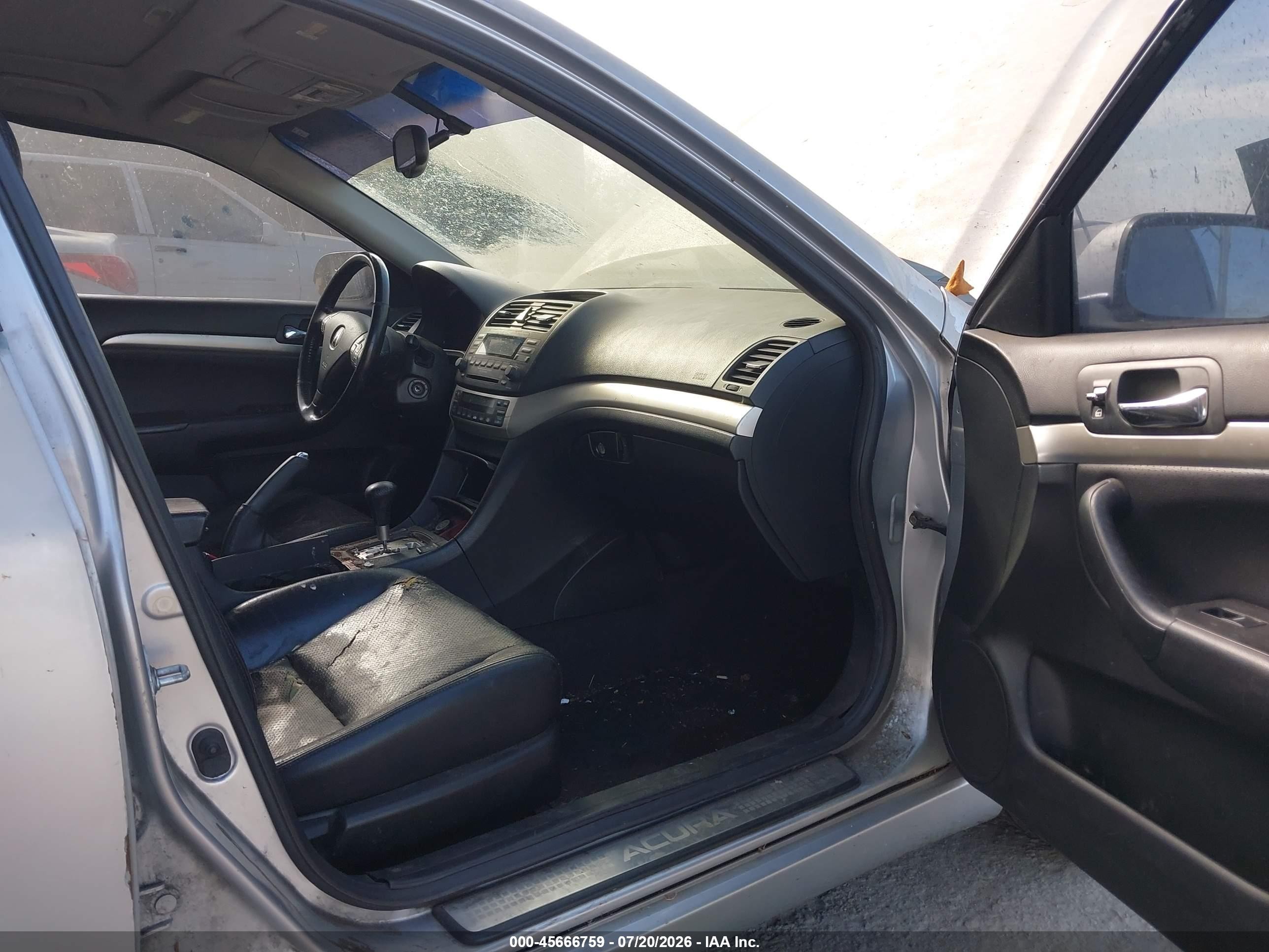 2004 Acura Tsx   Silver vin: JH4CL96854C022861