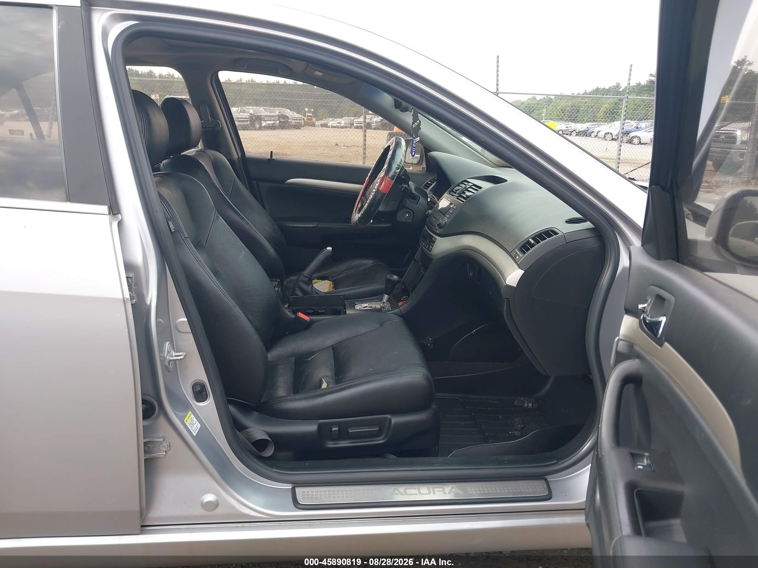 2005 Acura Tsx   Серебряный vin: JH4CL96875C021986