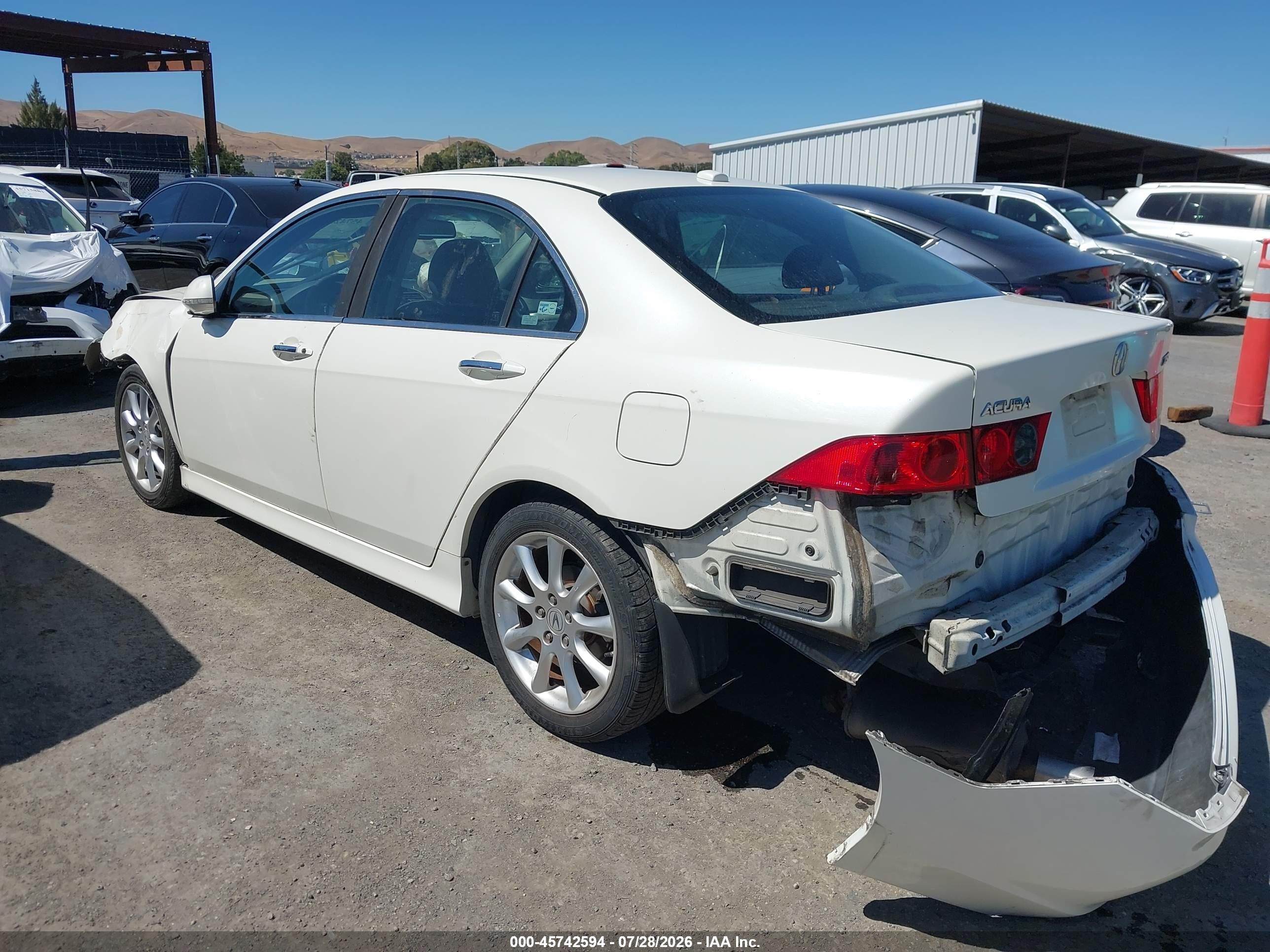 2008 Acura Tsx   White vin: JH4CL96878C017084