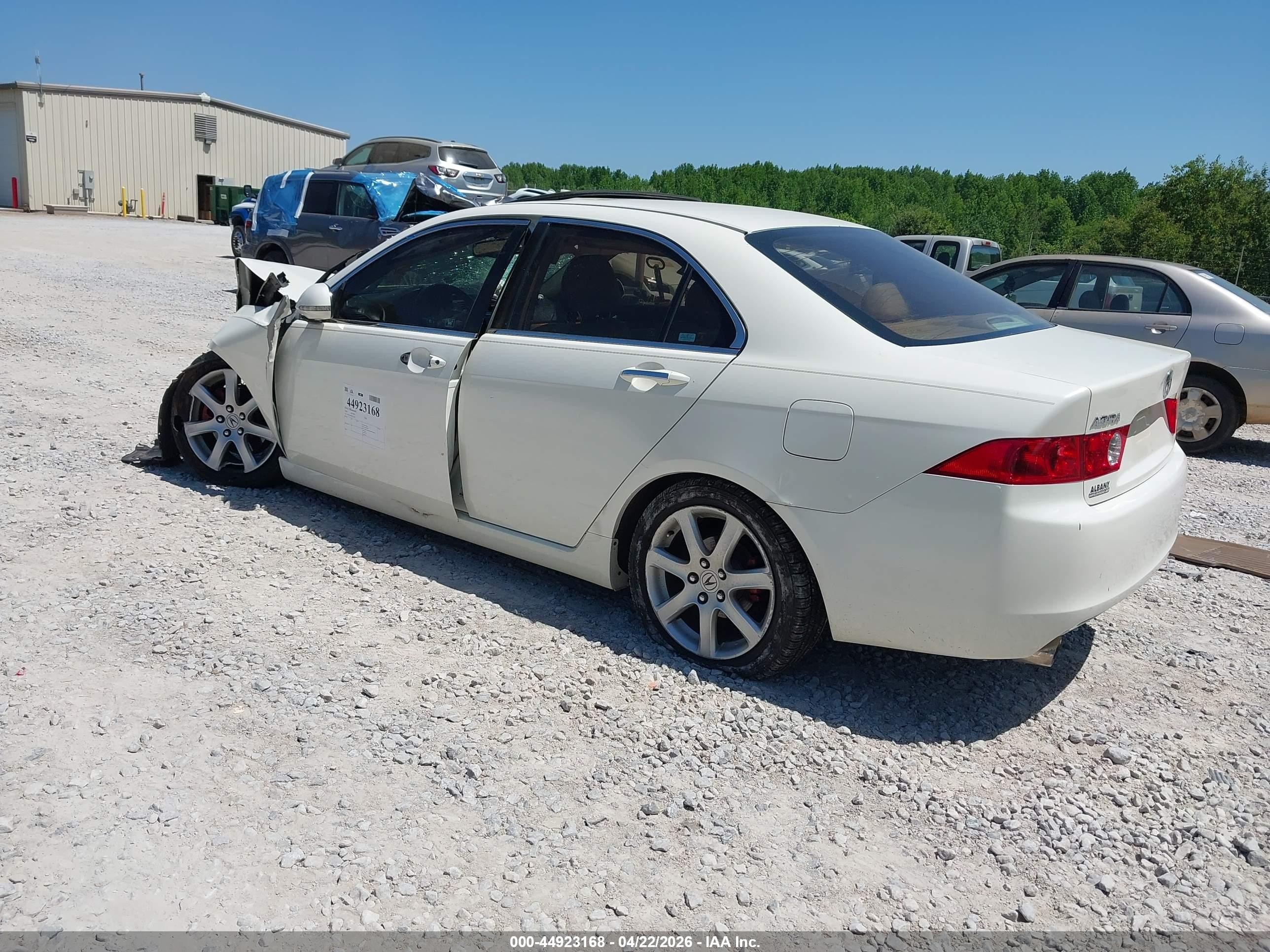 2004 Acura Tsx   White vin: JH4CL96884C022207