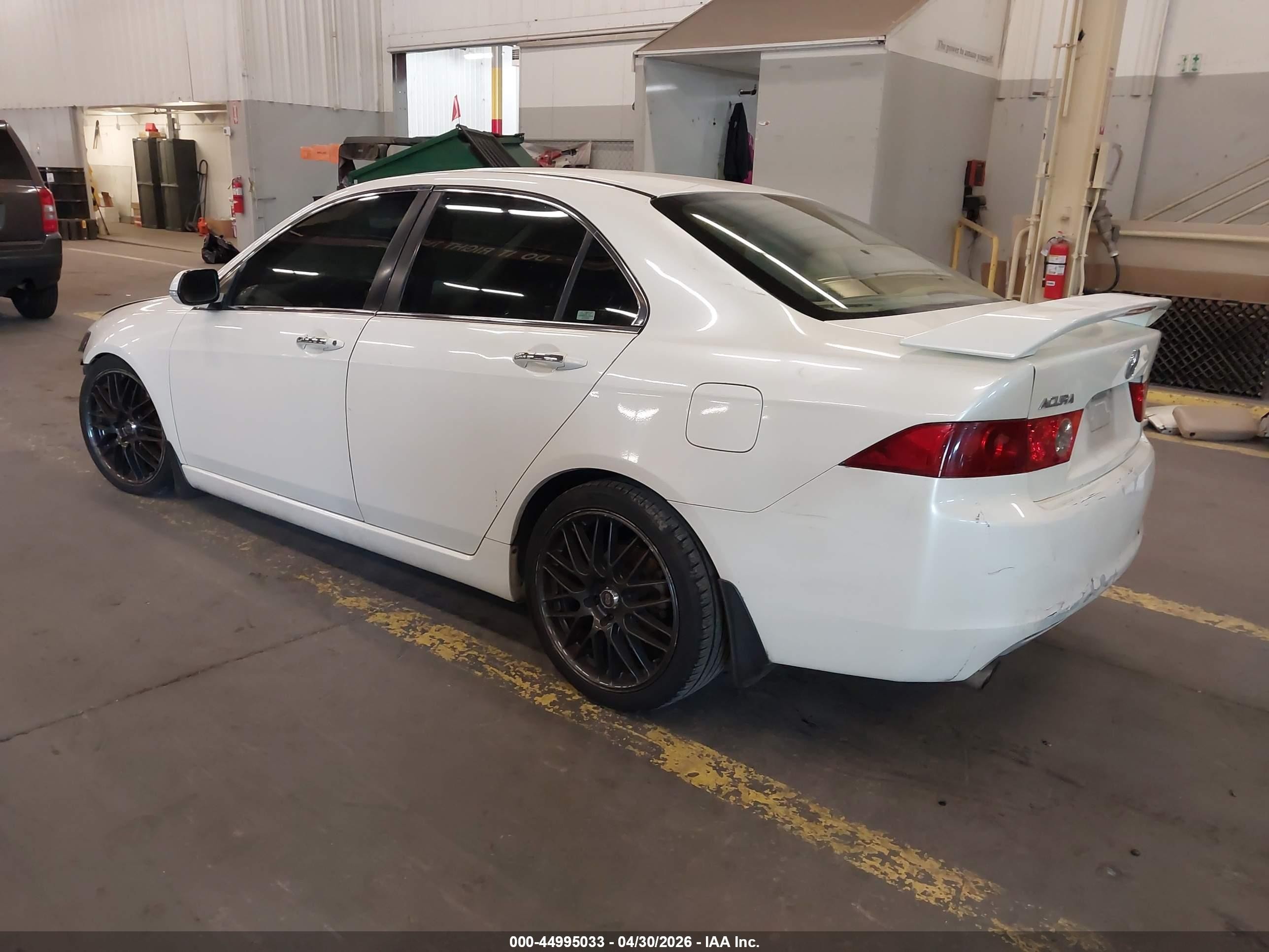 2004 Acura Tsx   White vin: JH4CL96884C035846