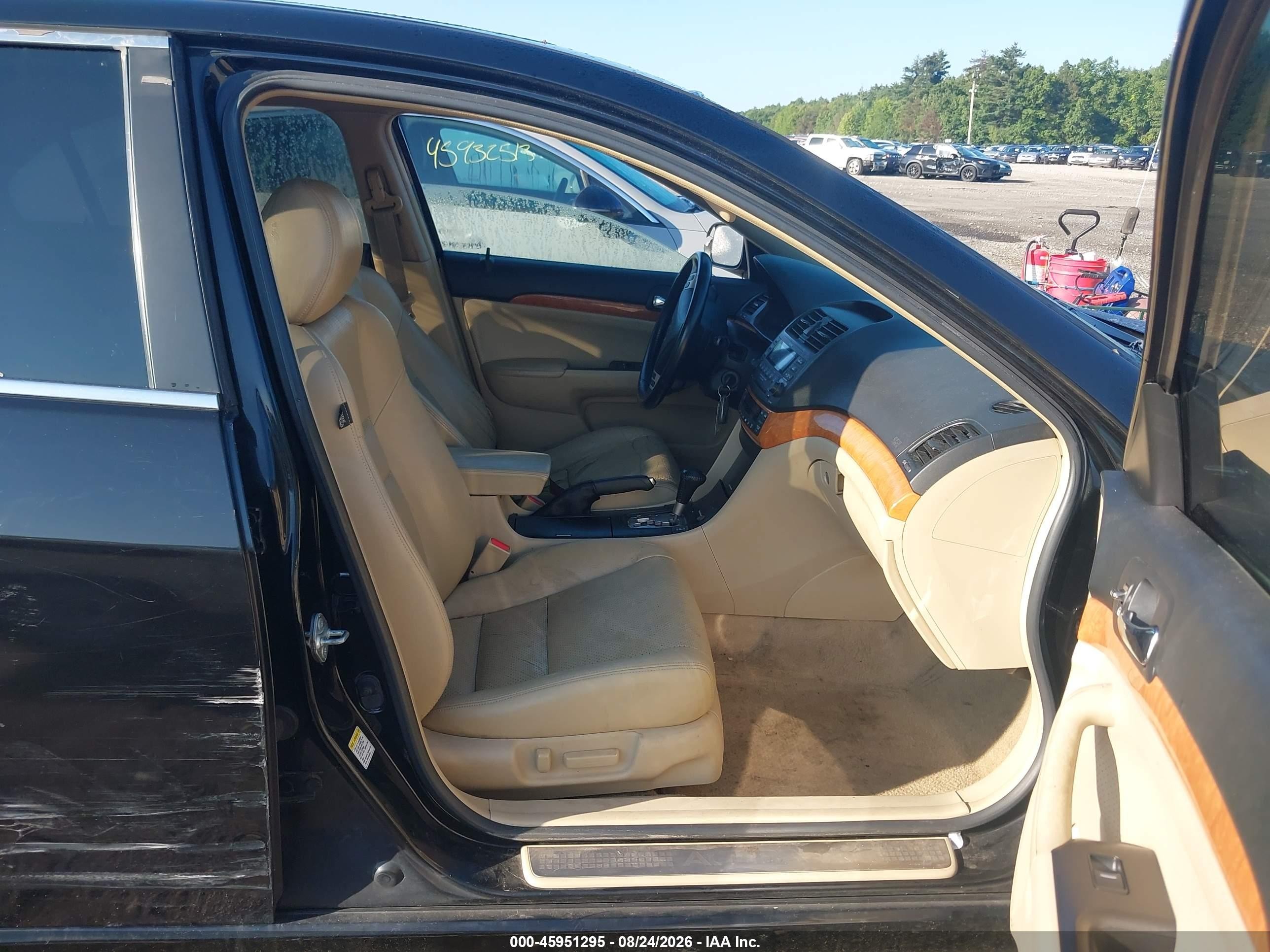 2005 Acura Tsx Black vin: JH4CL96885C021477