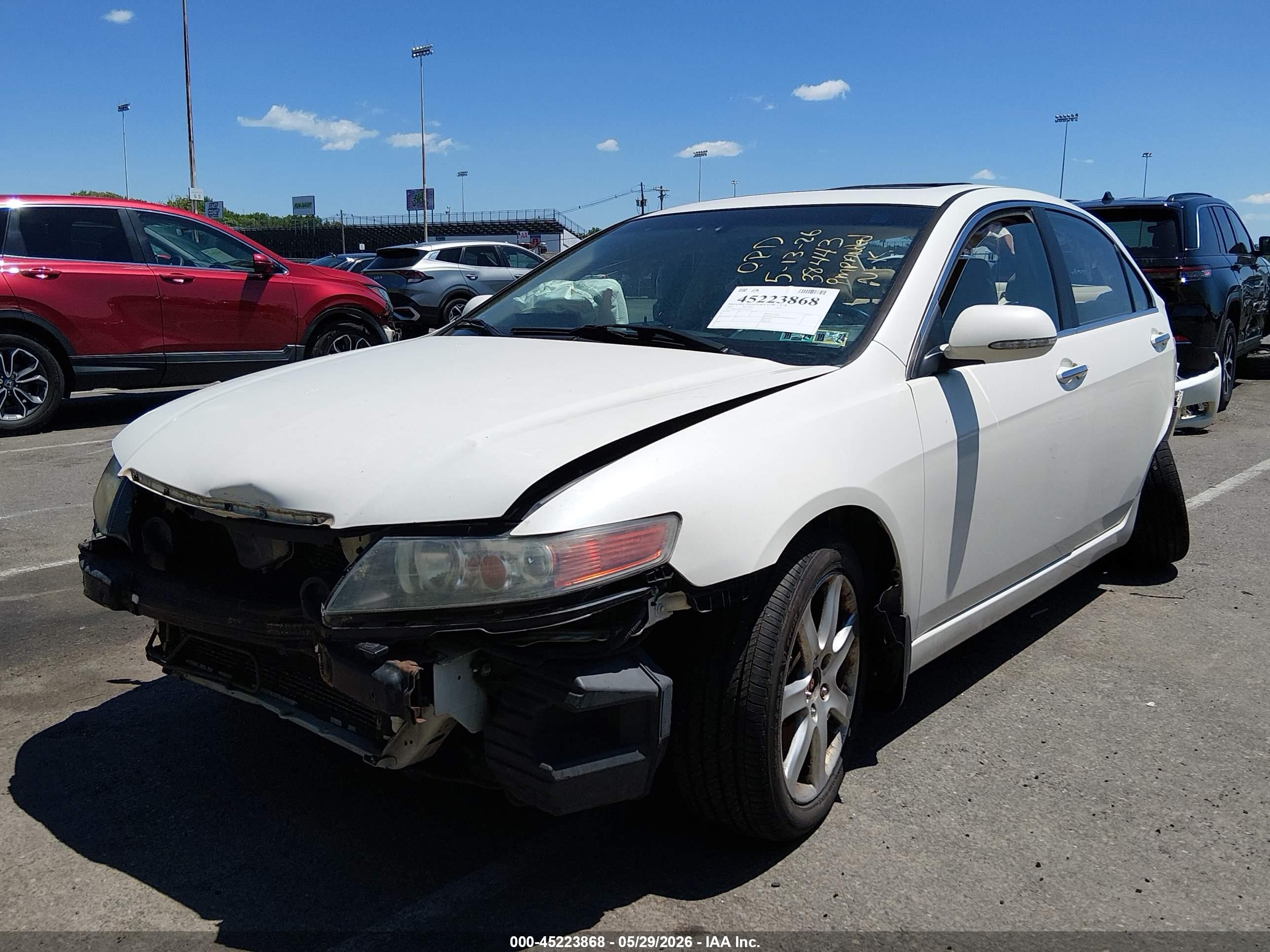 2005 Acura Tsx   White vin: JH4CL96885C027215