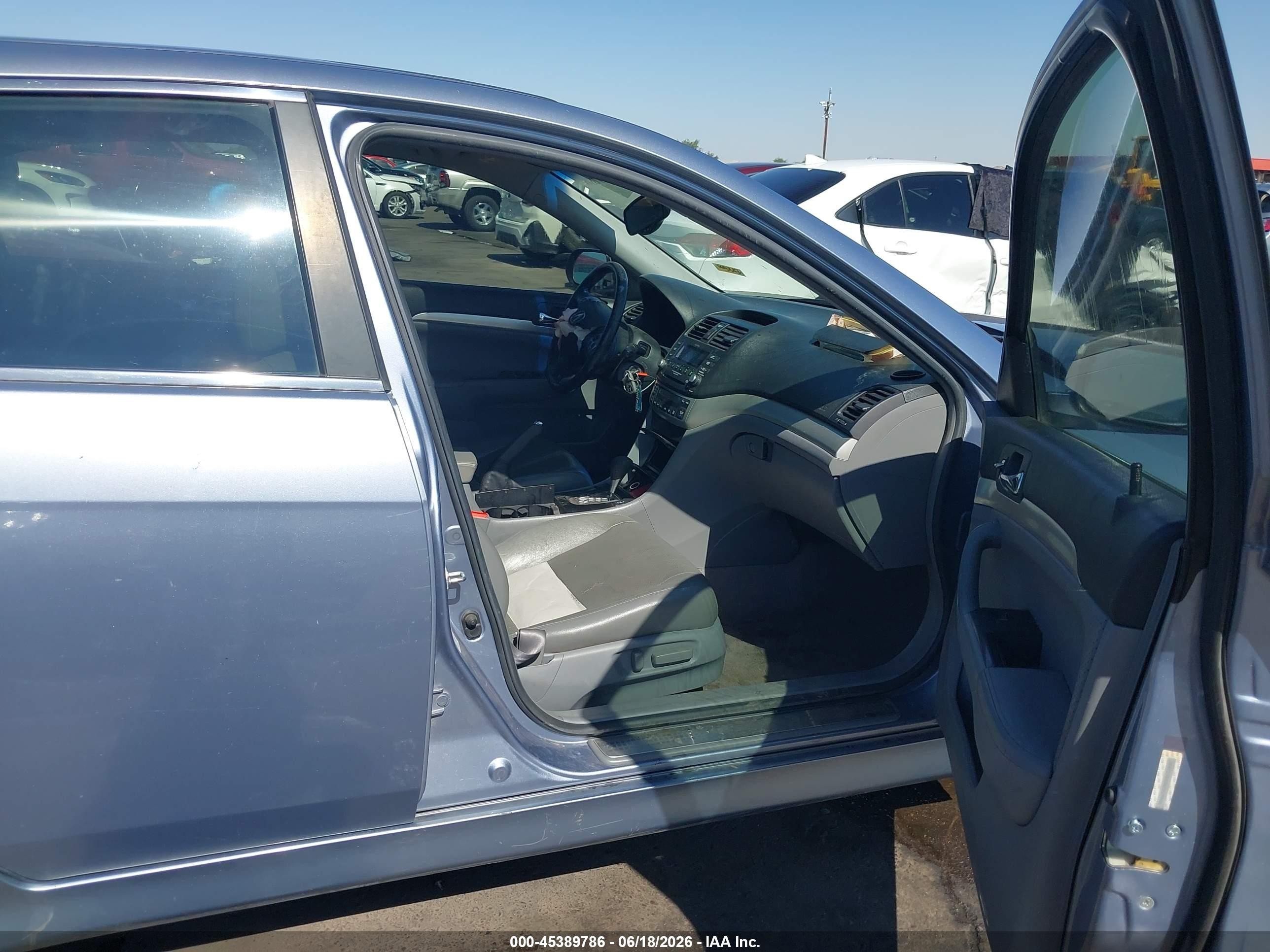 2006 Acura Tsx   Light Blue vin: JH4CL96886C019908