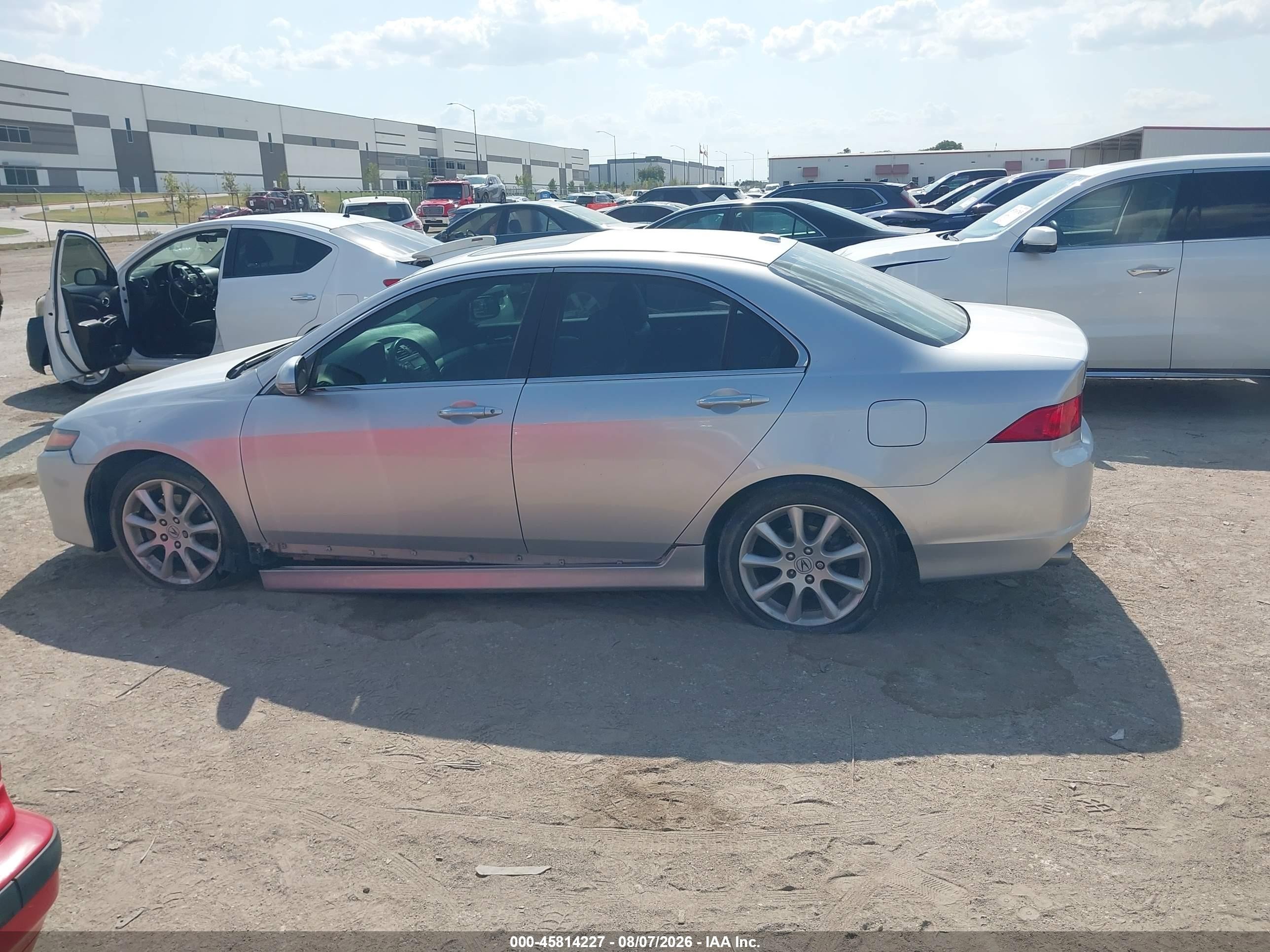 2008 Acura Tsx   Silver vin: JH4CL96888C016381