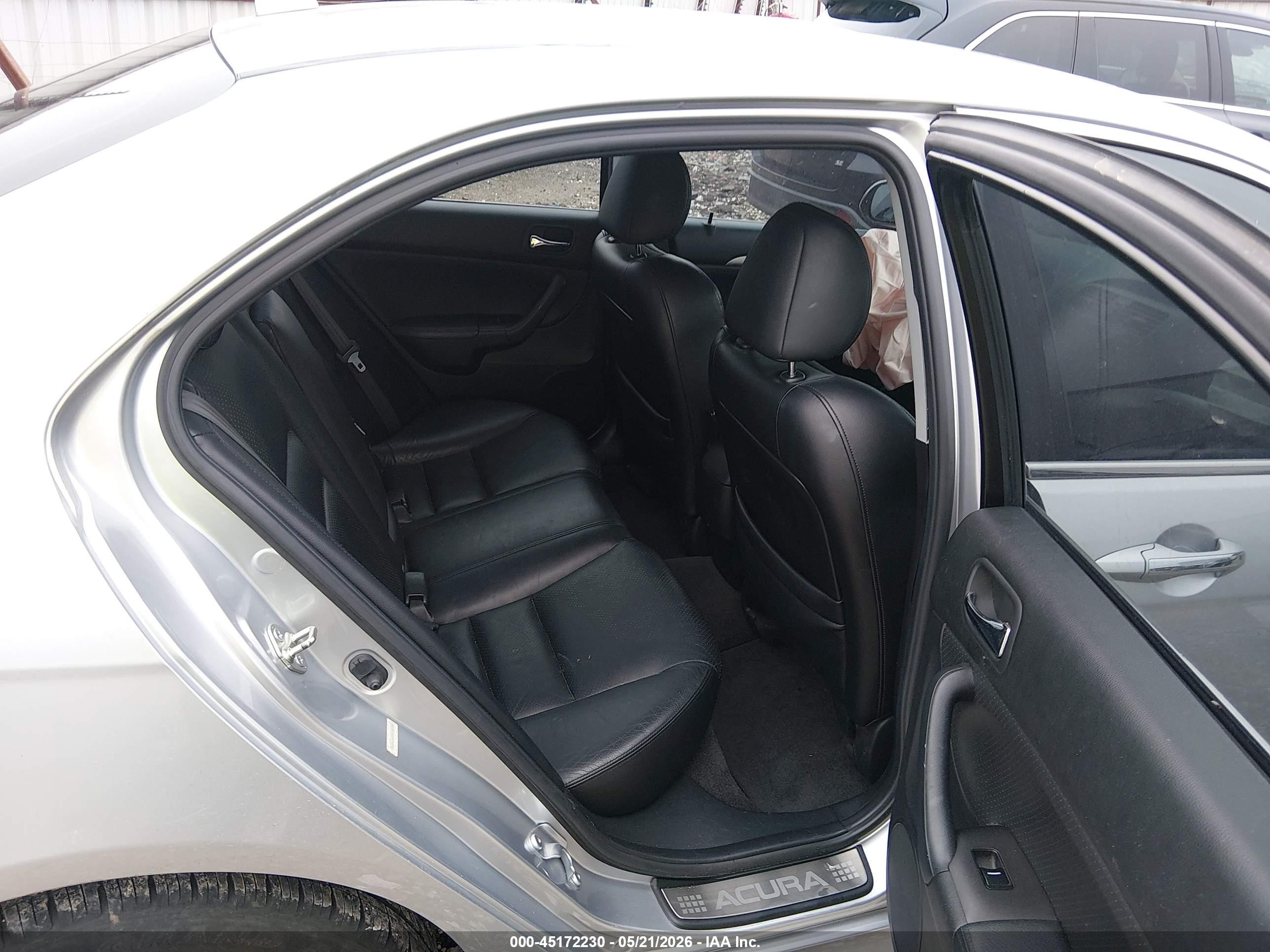 2008 Acura Tsx   Silver vin: JH4CL96898C017300