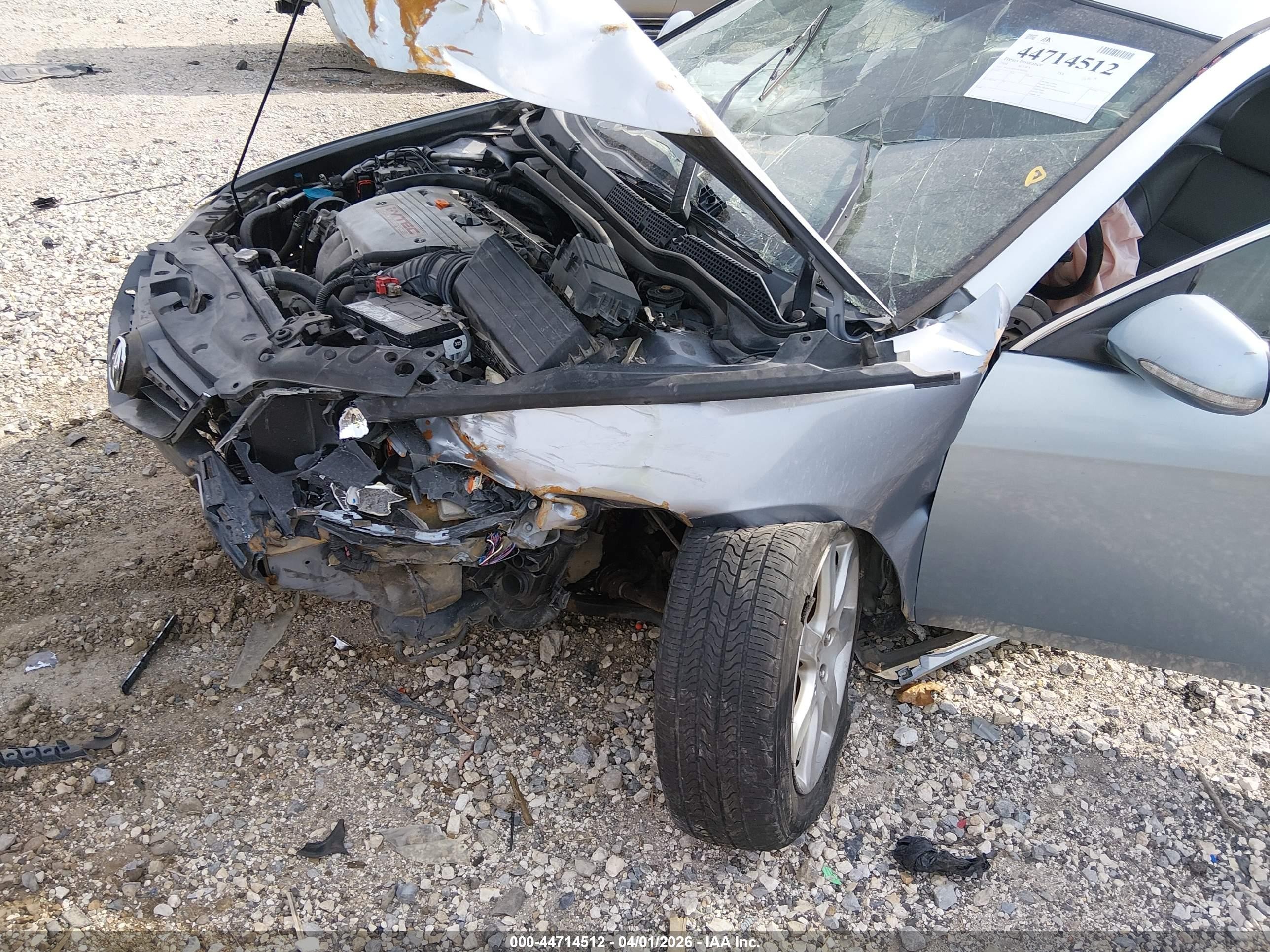 2004 Acura Tsx   Серебряный vin: JH4CL968X4C043916