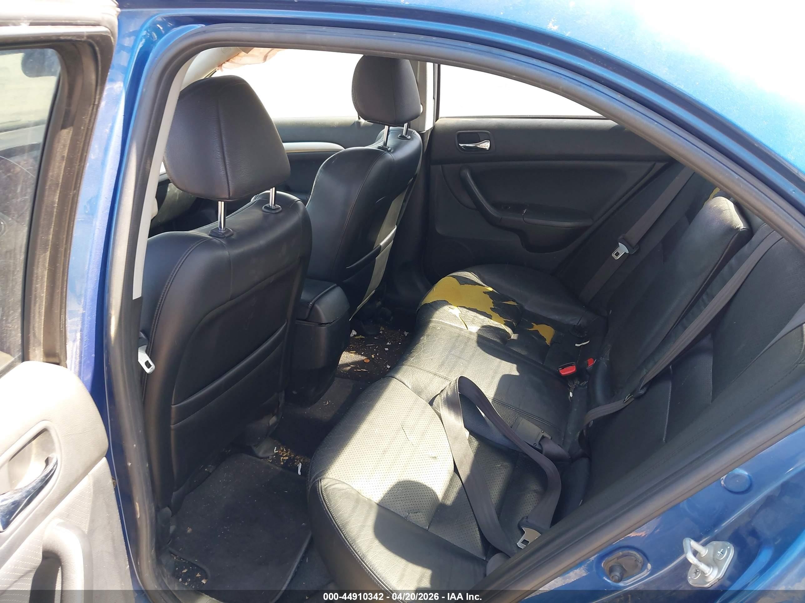 2005 Acura Tsx   Blue vin: JH4CL968X5C000601