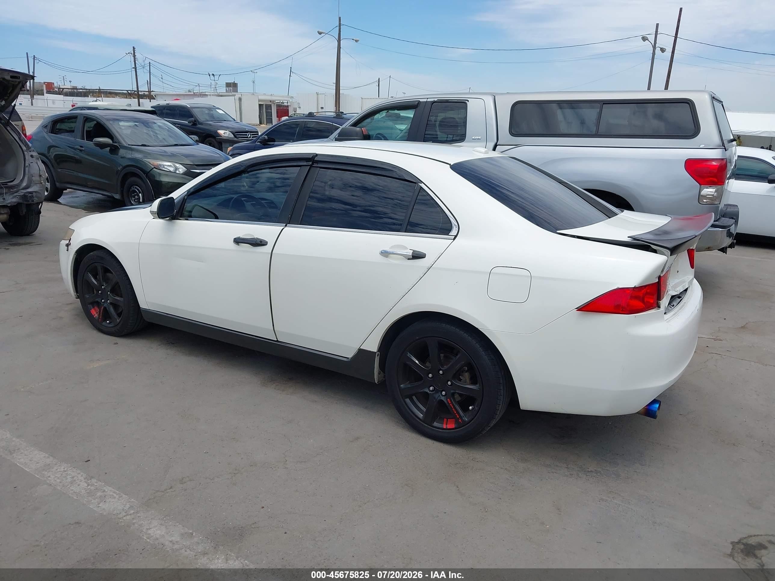 2005 Acura Tsx   White vin: JH4CL968X5C026504