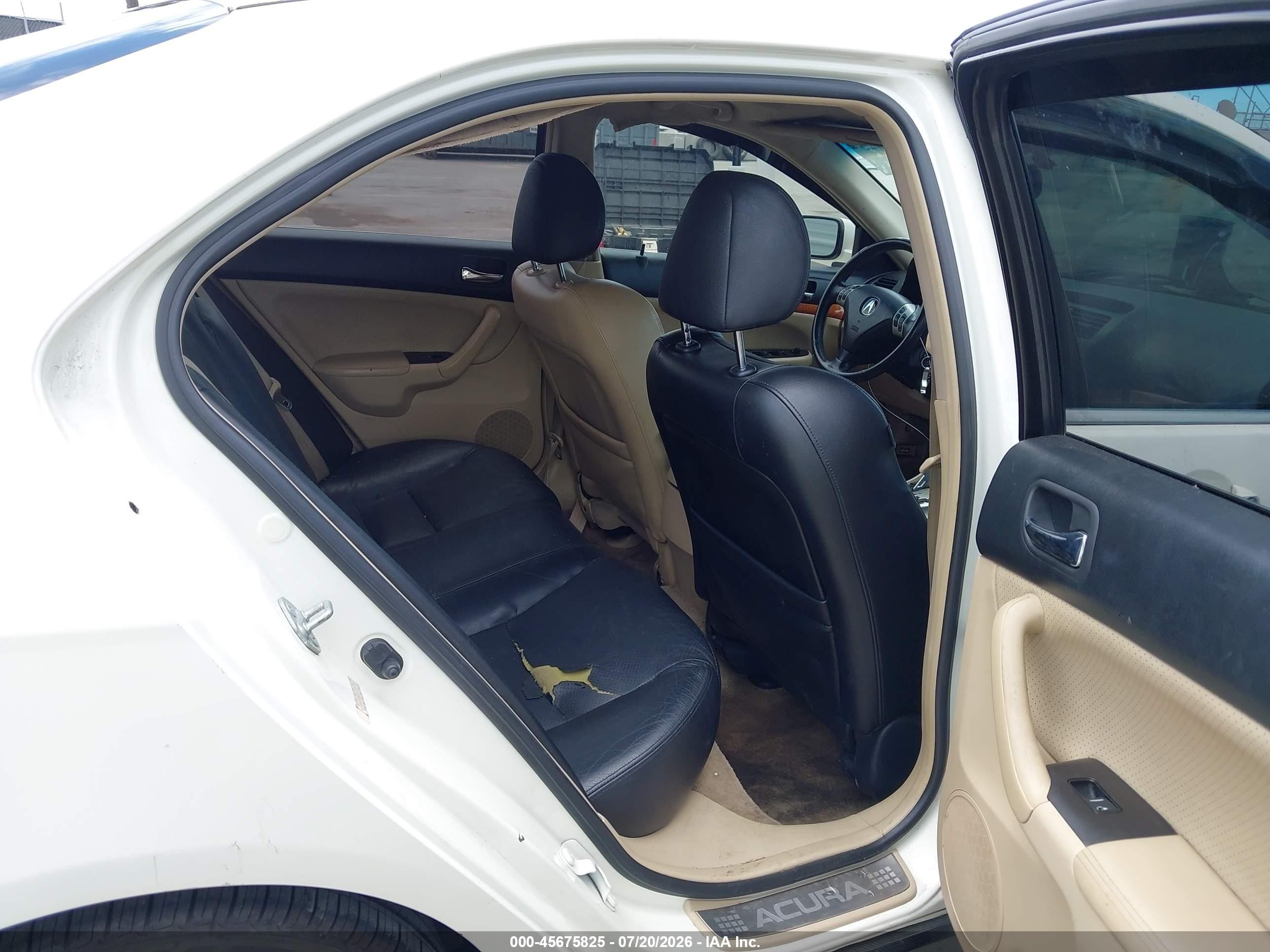 2005 Acura Tsx   White vin: JH4CL968X5C026504