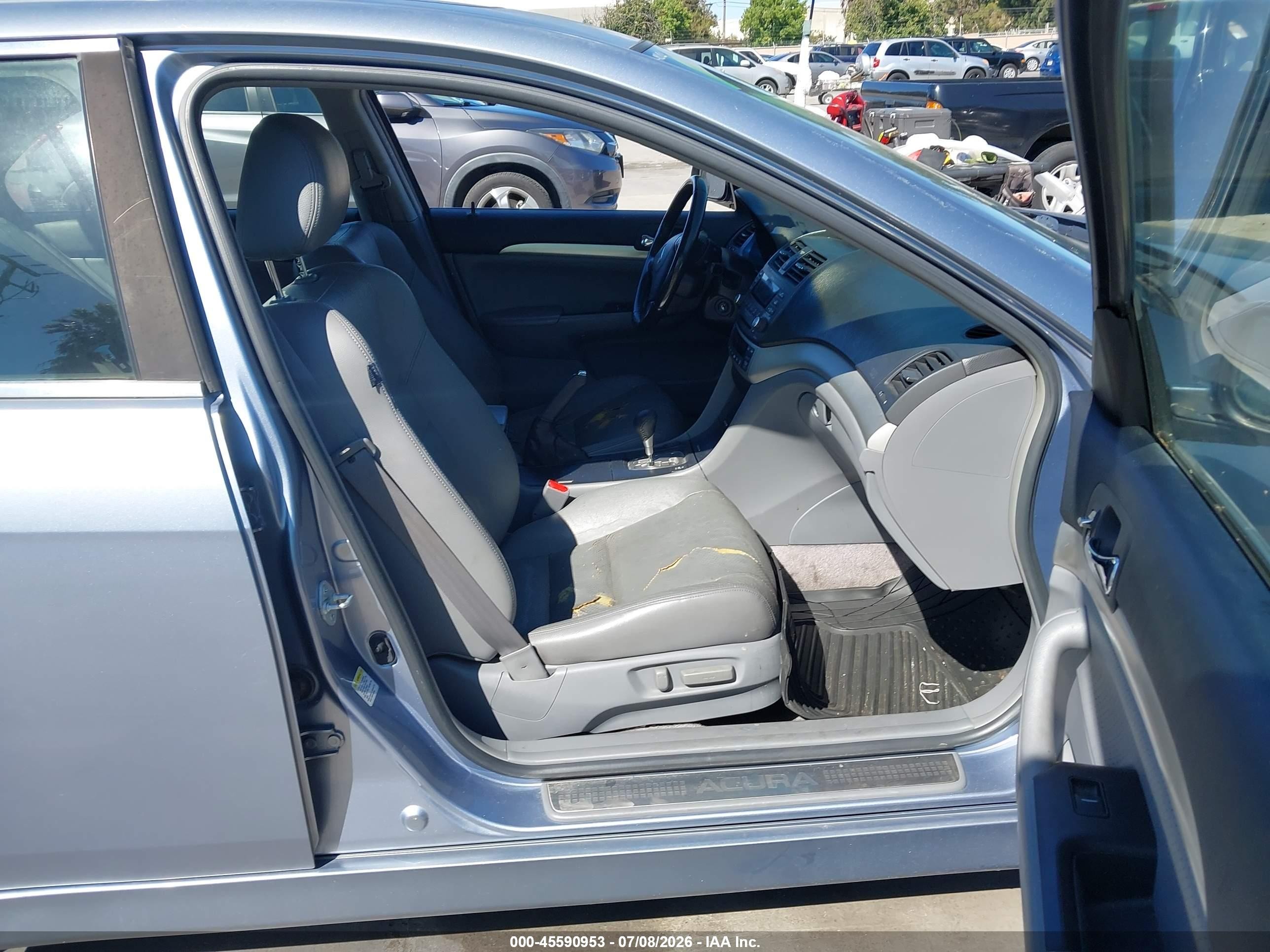 2006 Acura Tsx   Silver vin: JH4CL968X6C000793