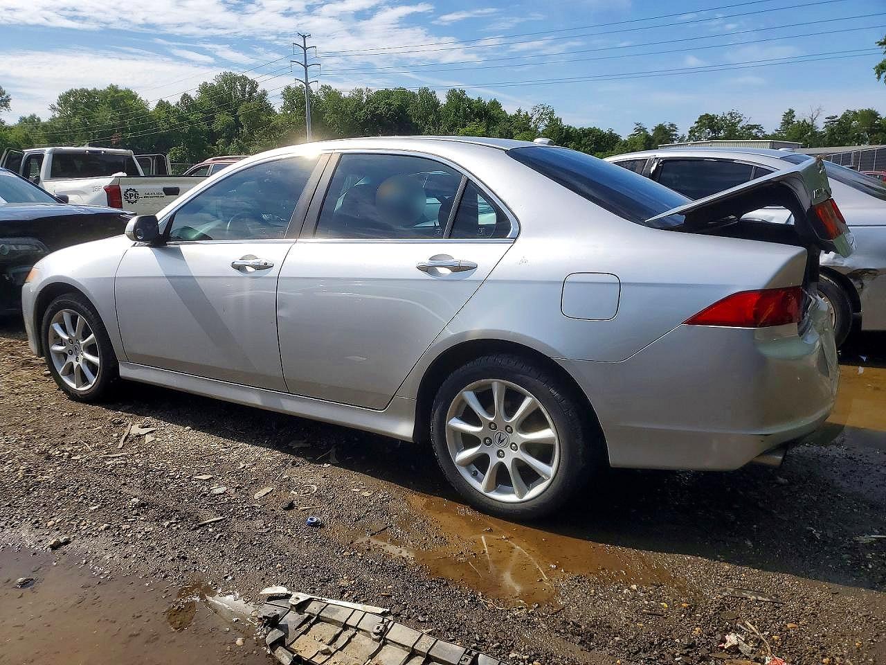 2008 Acura Tsx Silver vin: JH4CL968X8C014258
