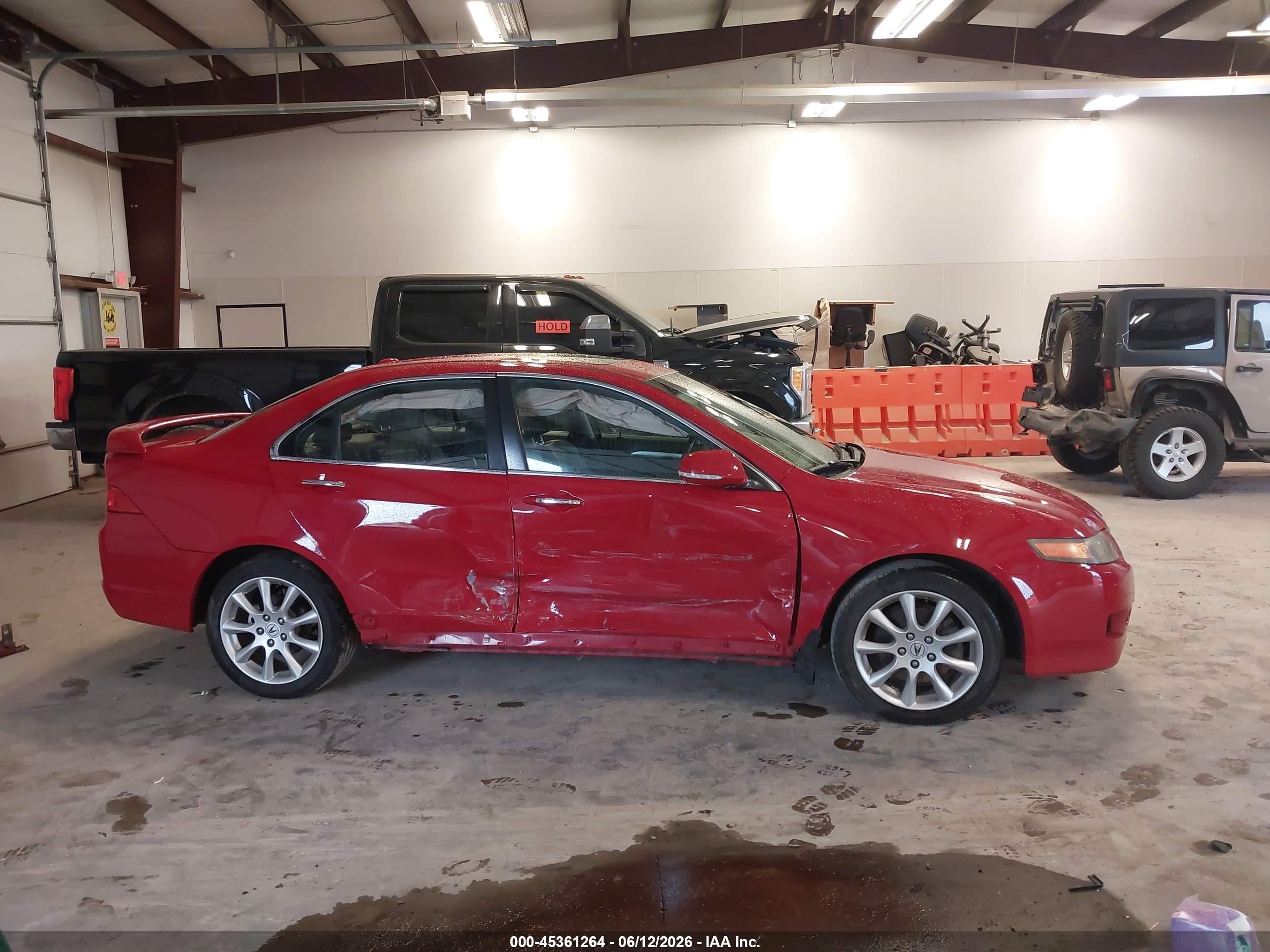 2008 Acura Tsx   Red vin: JH4CL968X8C019332