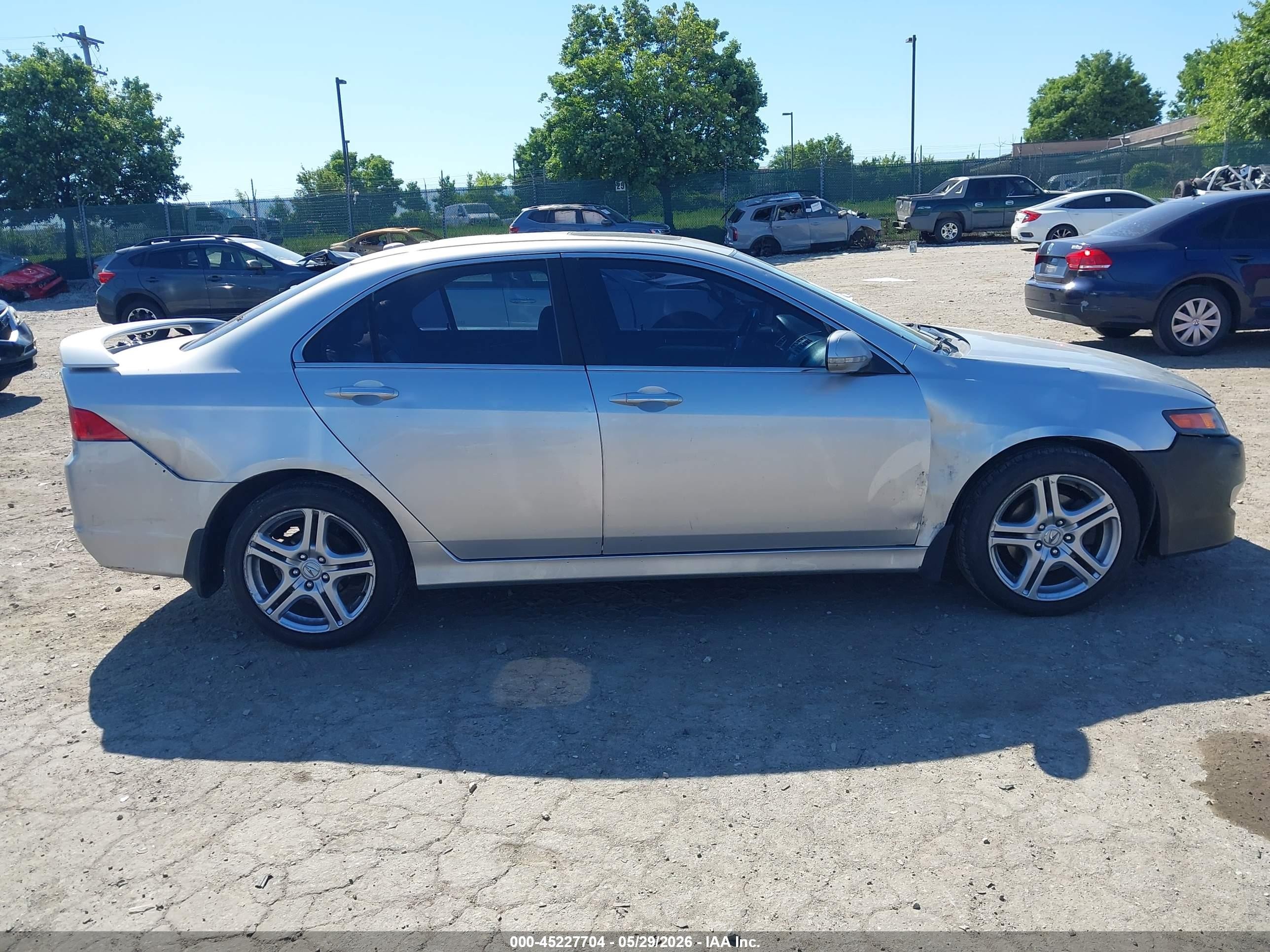 2006 Acura Tsx   Silver vin: JH4CL96926C015491