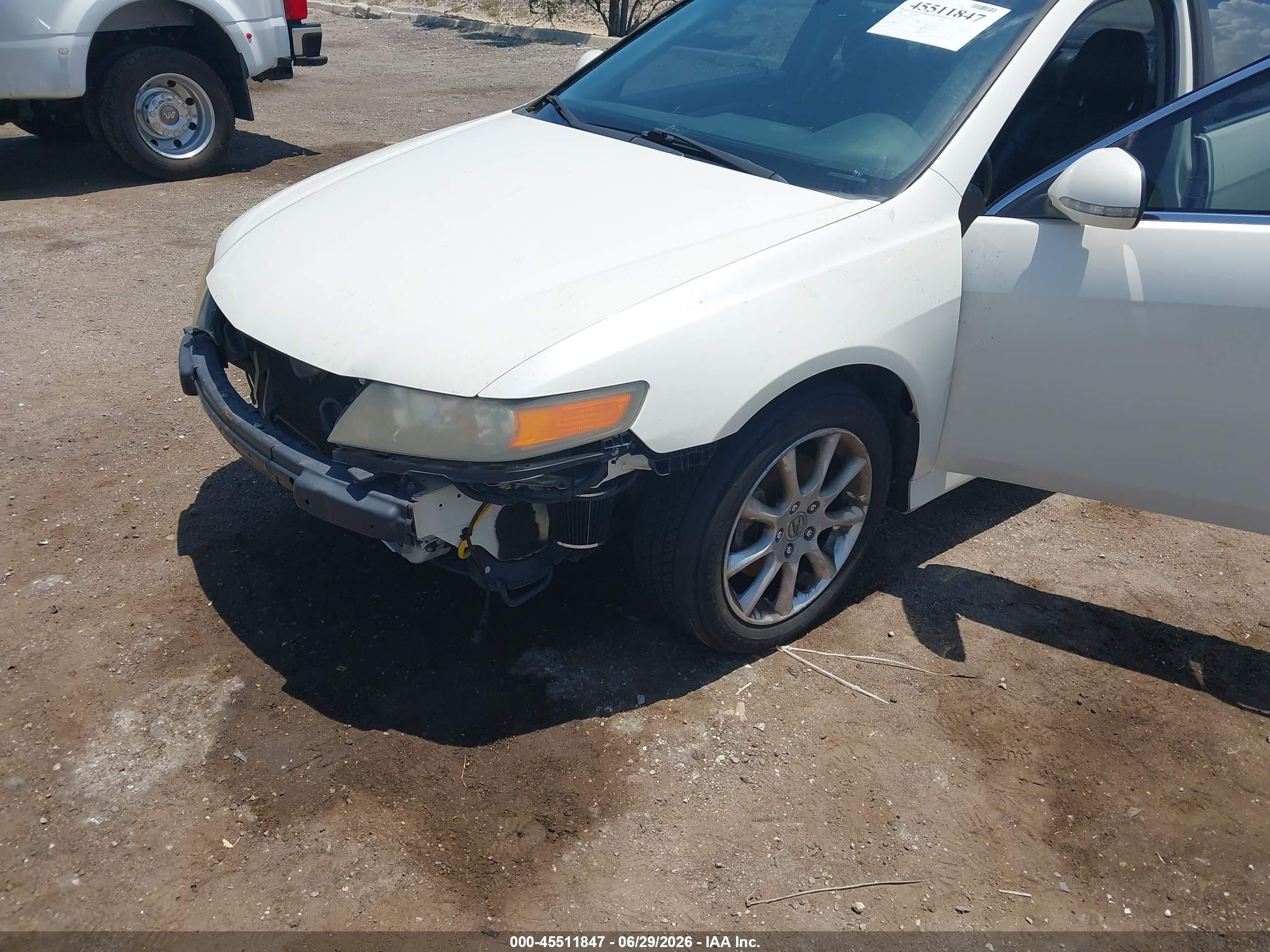 2006 Acura Tsx   White vin: JH4CL96926C015510