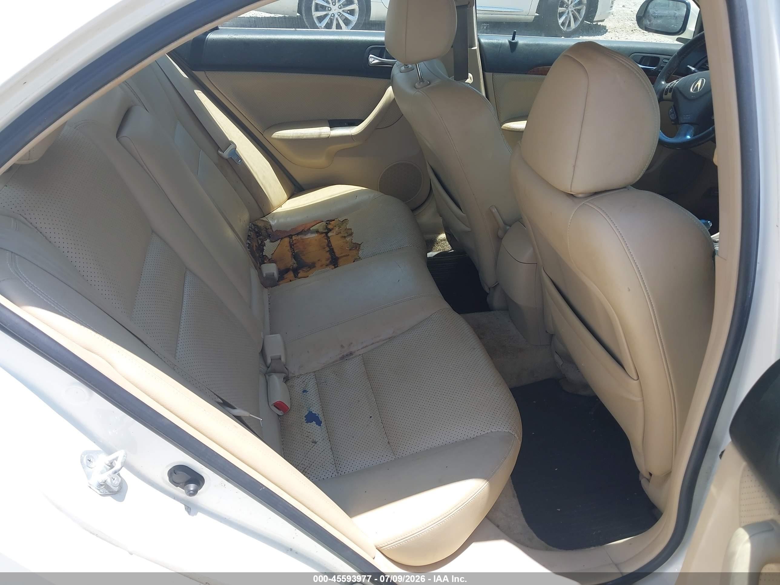 2007 Acura Tsx   White vin: JH4CL96927C019266