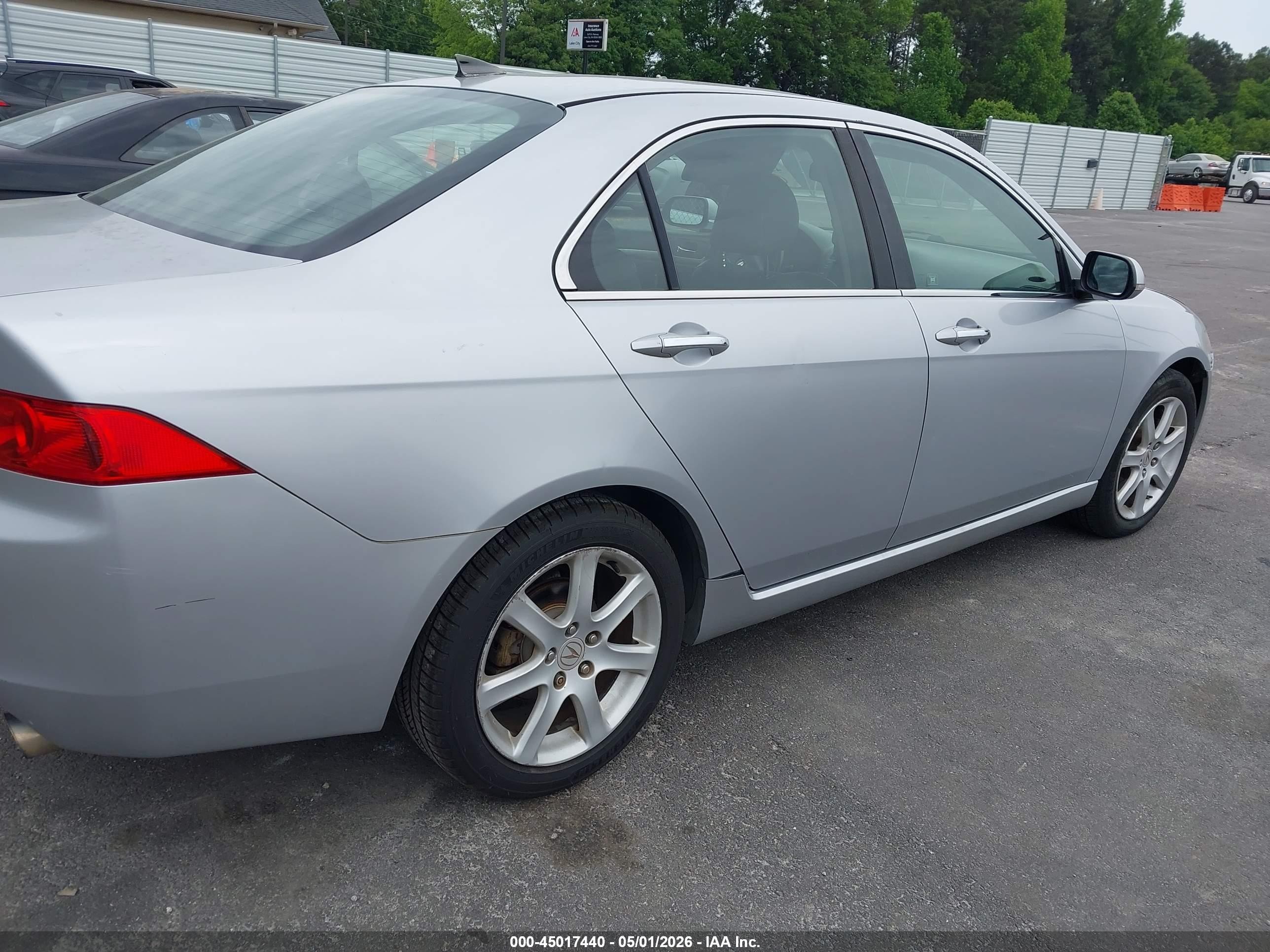 2004 Acura Tsx Silver vin: JH4CL96934C012578