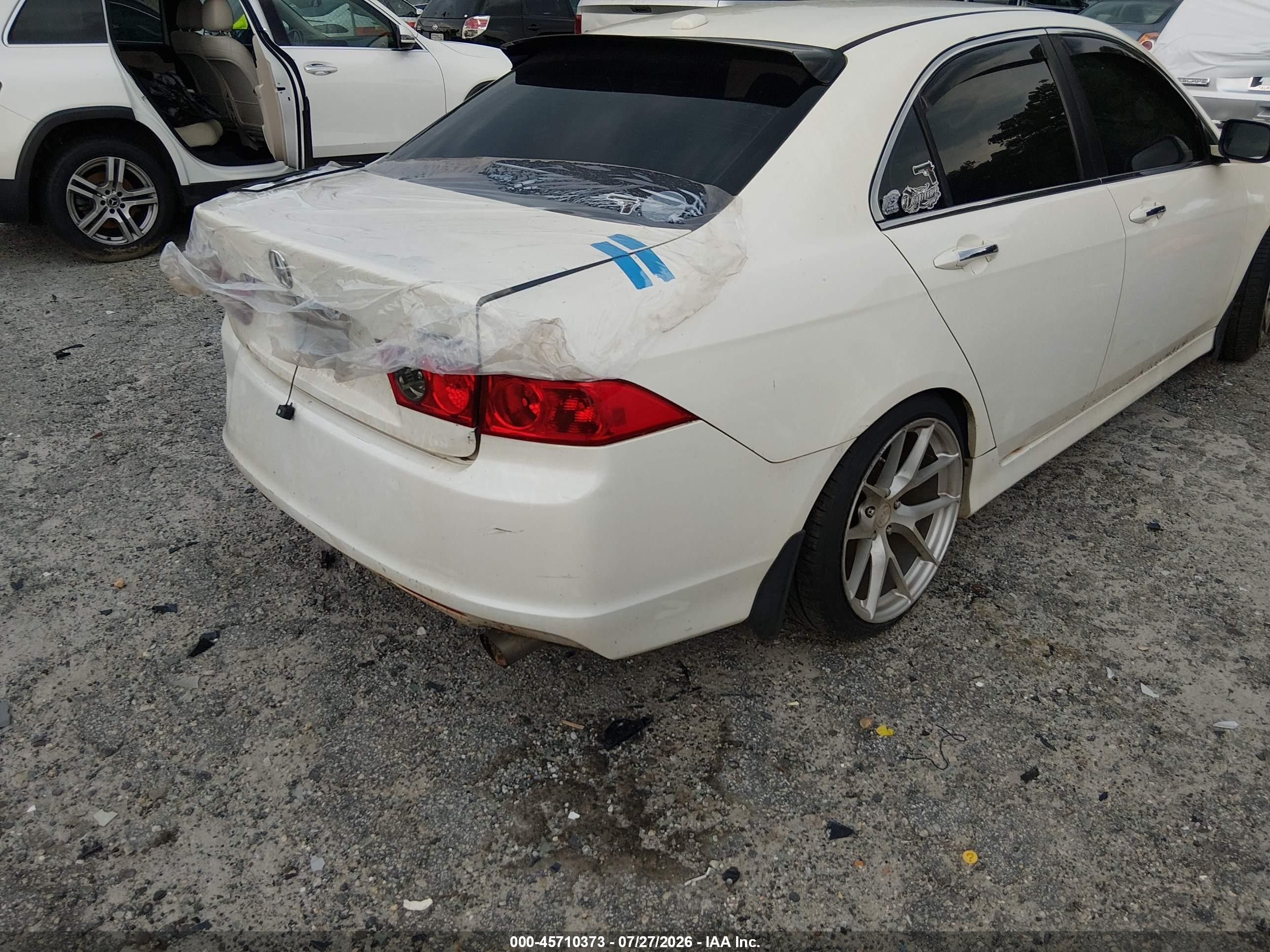 2006 Acura Tsx   White vin: JH4CL96936C010977