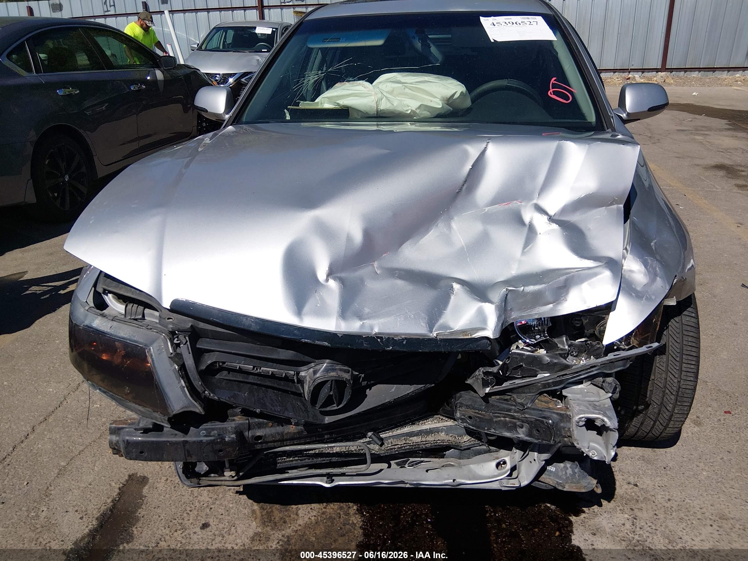 2005 Acura Tsx Base W/navigation (a5) Silver vin: JH4CL96955C018352