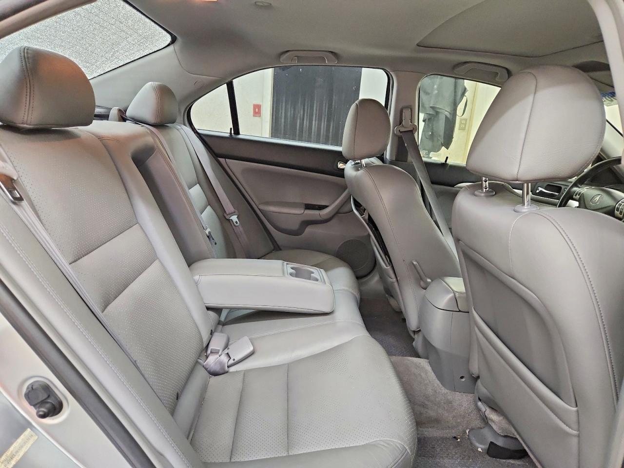2008 Acura Tsx Silver vin: JH4CL96958C019134