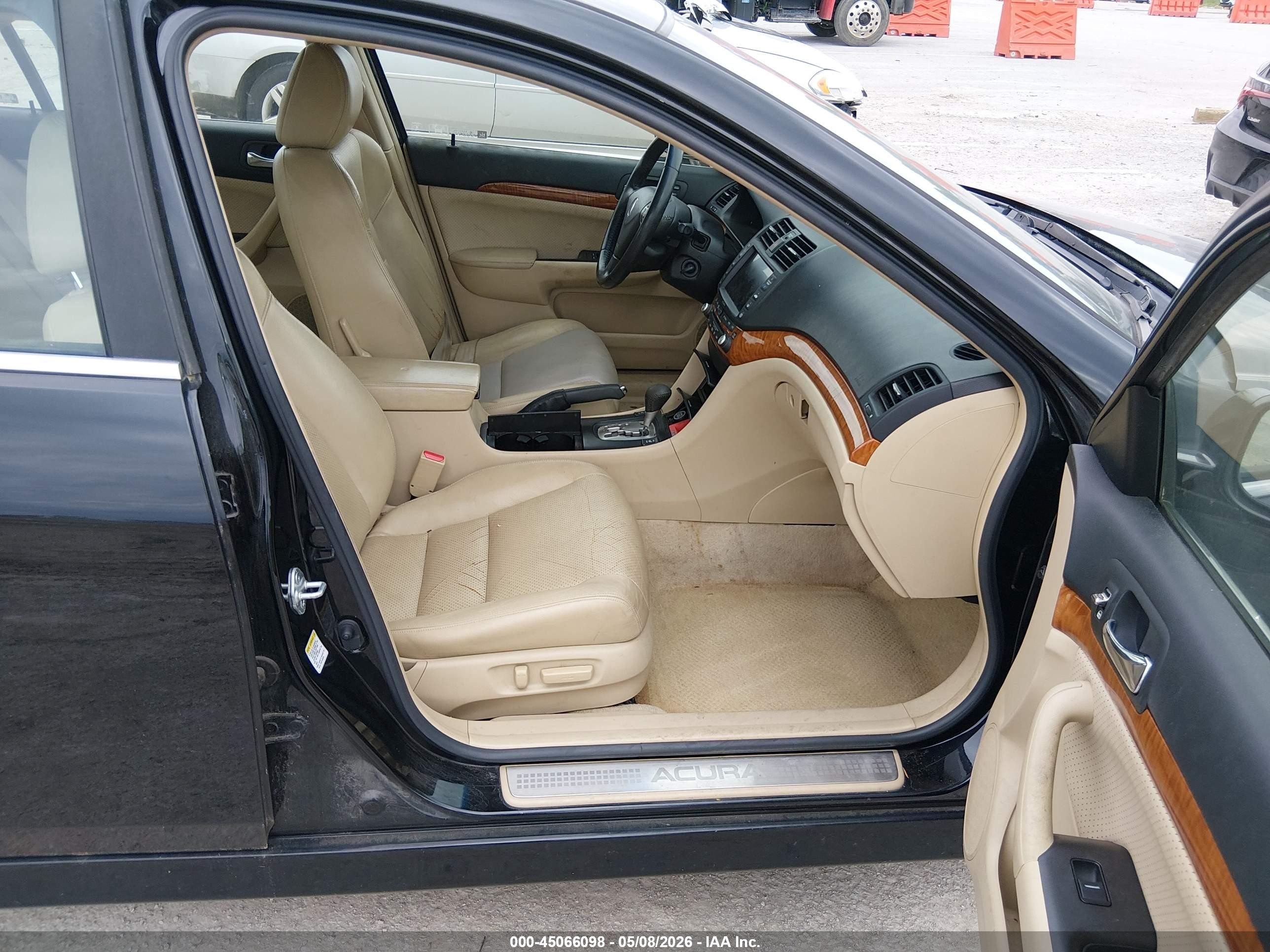2008 Acura Tsx   Black vin: JH4CL96978C001296