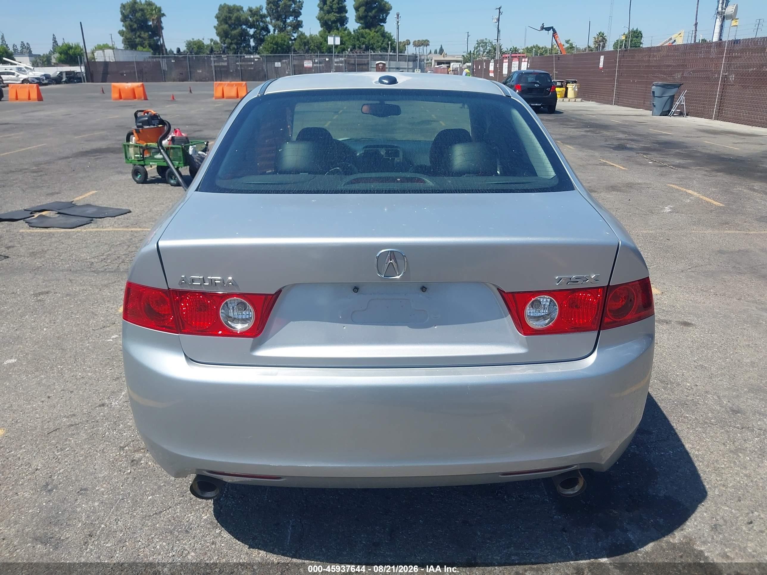2005 Acura Tsx   Silver vin: JH4CL96995C001845
