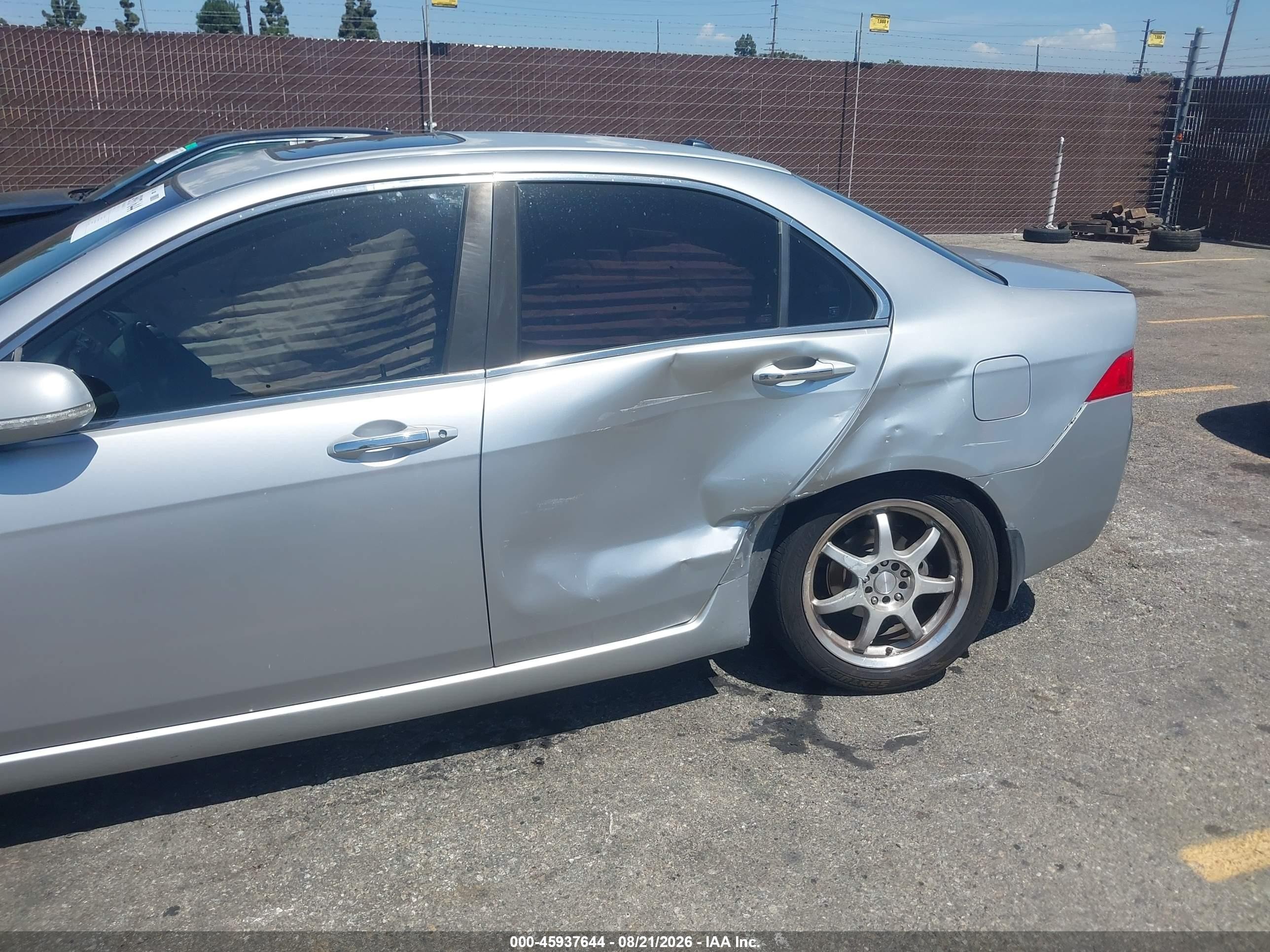 2005 Acura Tsx   Silver vin: JH4CL96995C001845