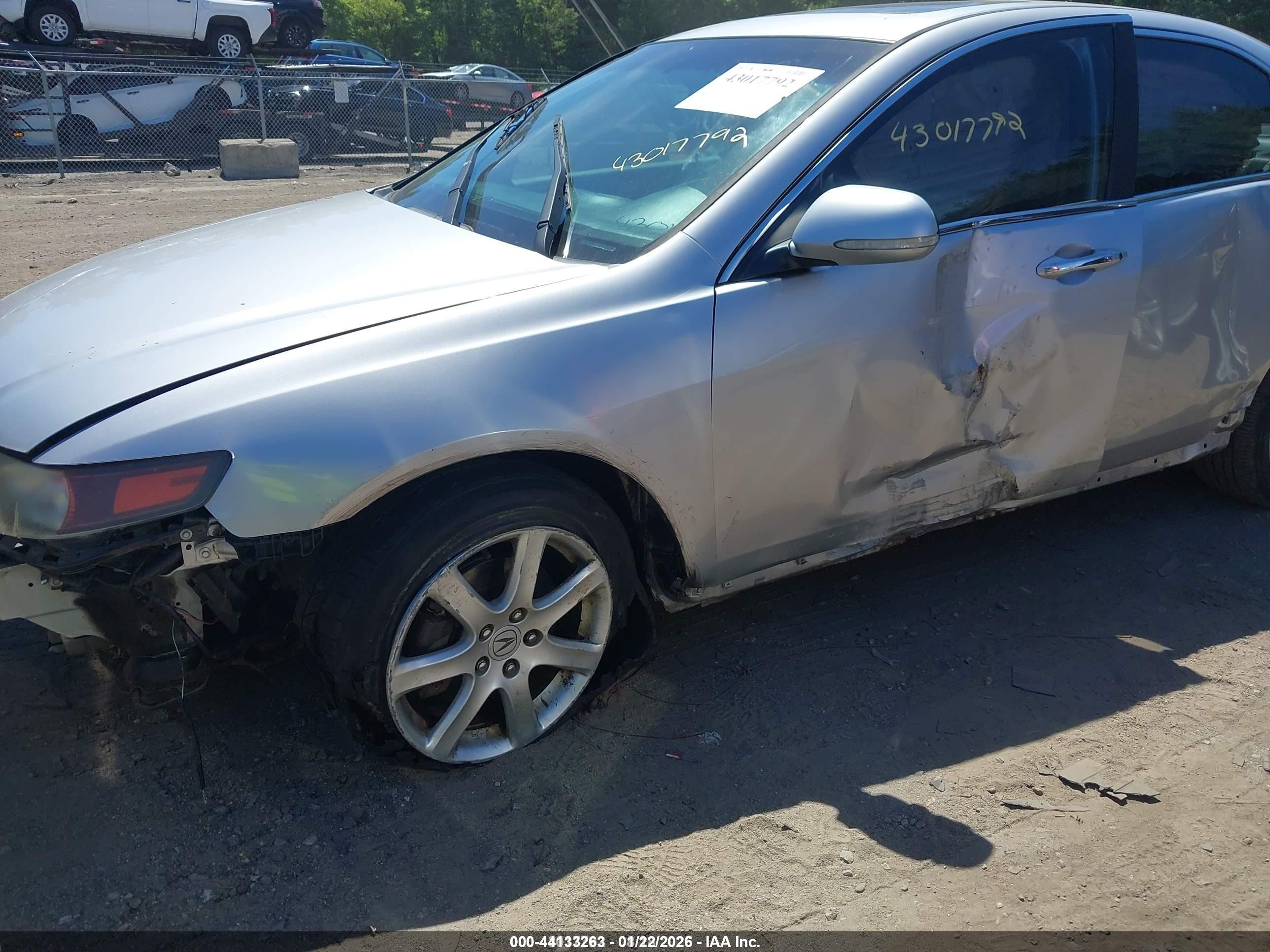 2005 Acura Tsx   Silver vin: JH4CL96995C016006