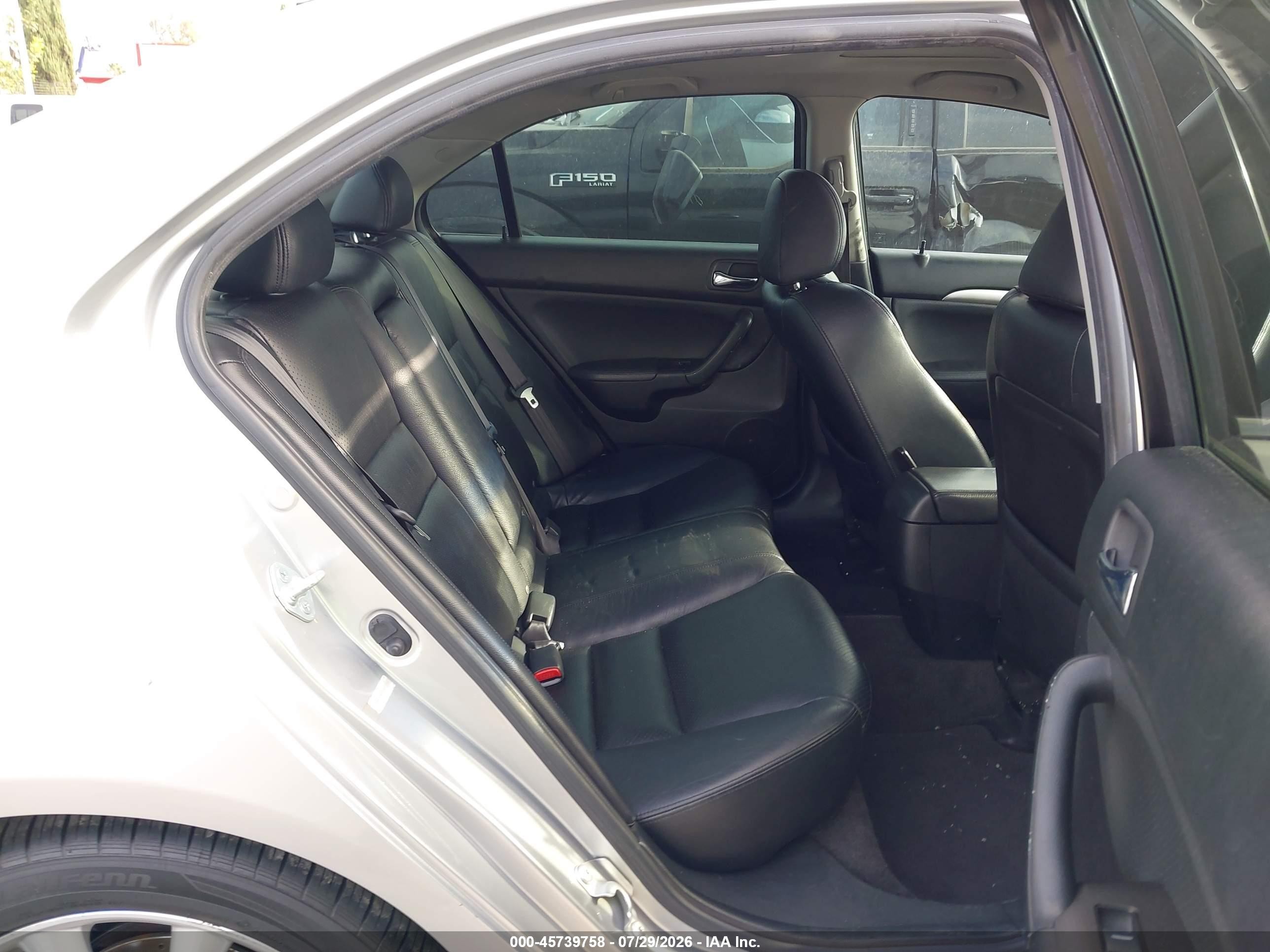 2007 Acura Tsx   Silver vin: JH4CL96997C011522