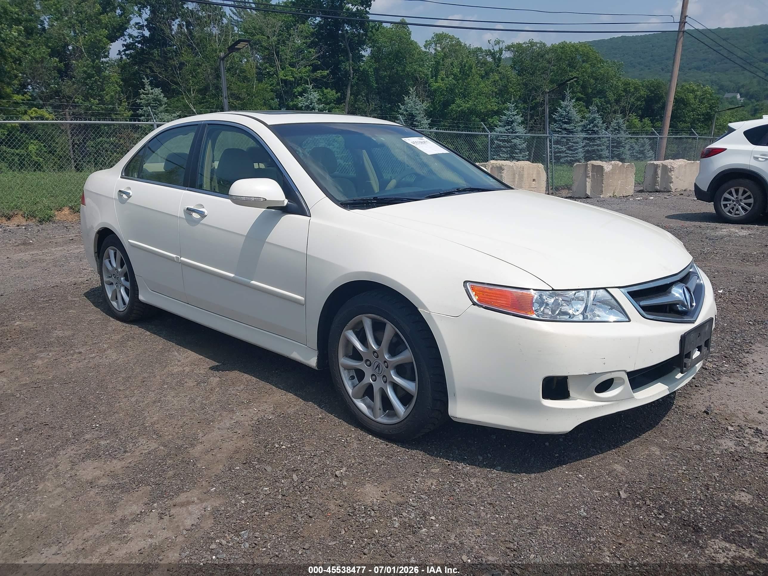 2008 Acura Tsx   White vin: JH4CL96998C009125