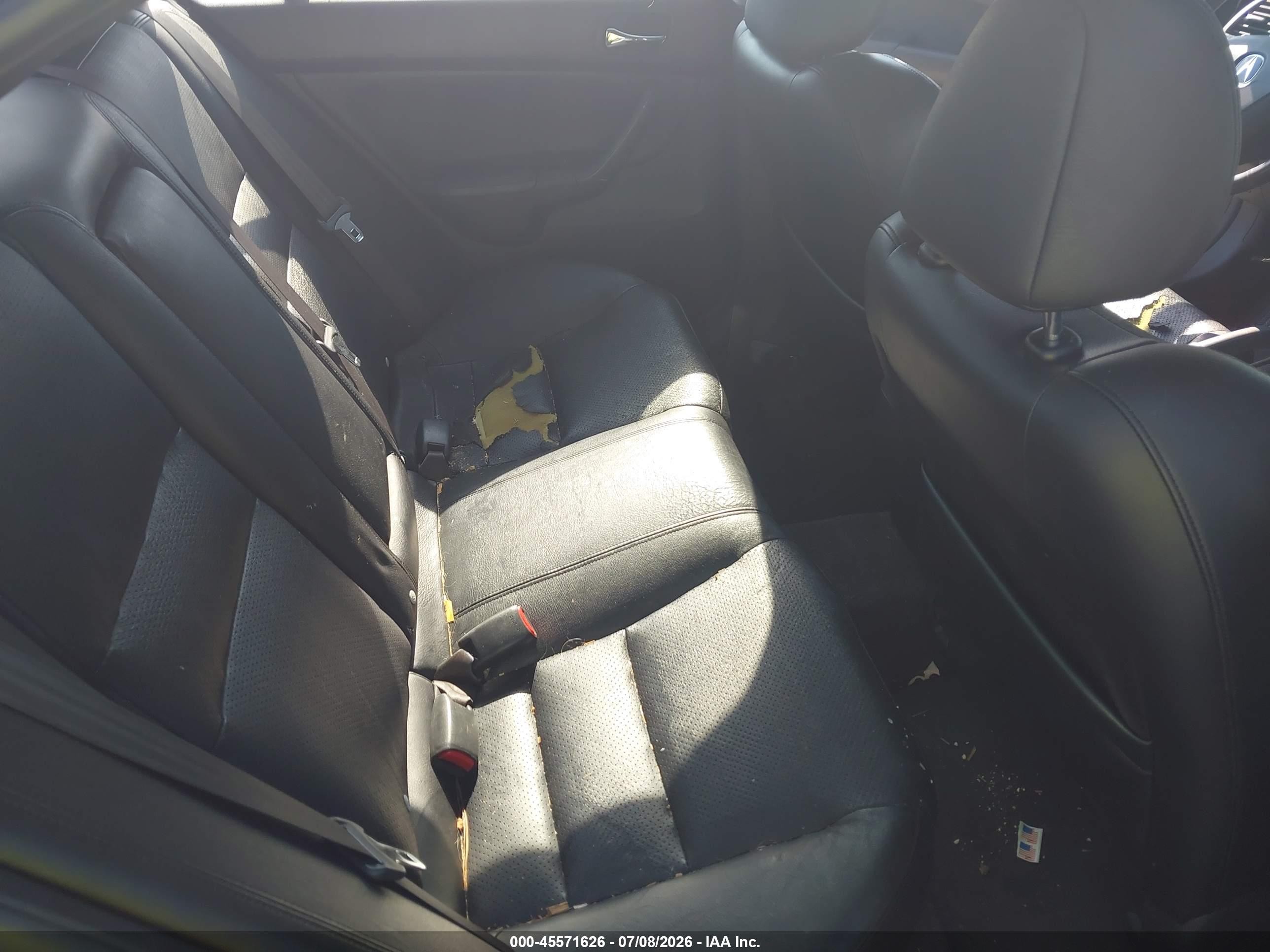 2005 Acura Tsx   Black vin: JH4CL969X5C034837