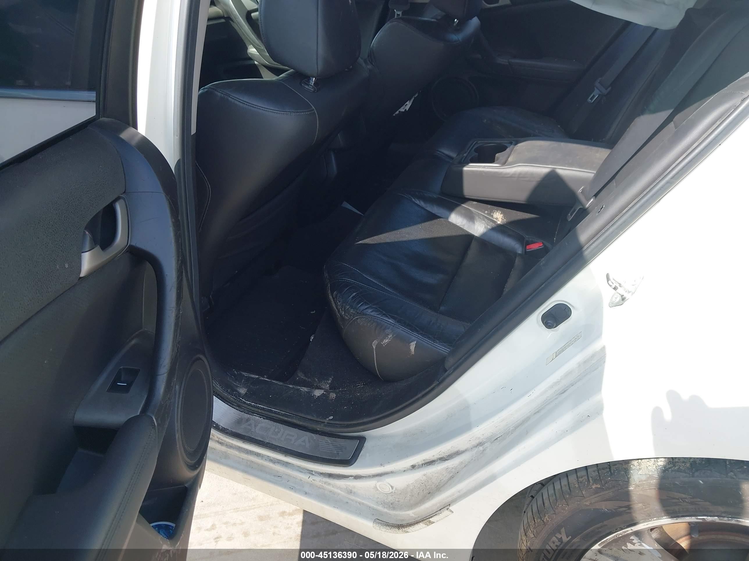 2009 Acura Tsx   White vin: JH4CU26609C015178