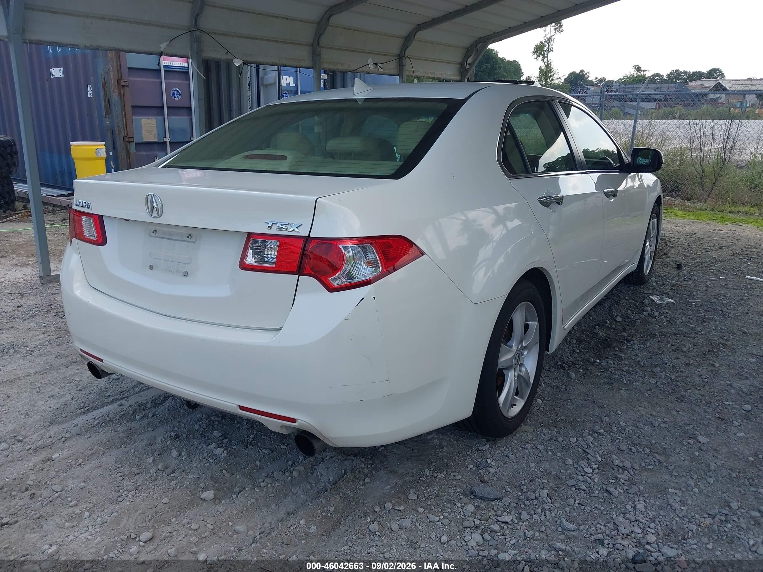 2009 Acura Tsx   White vin: JH4CU26609C028612
