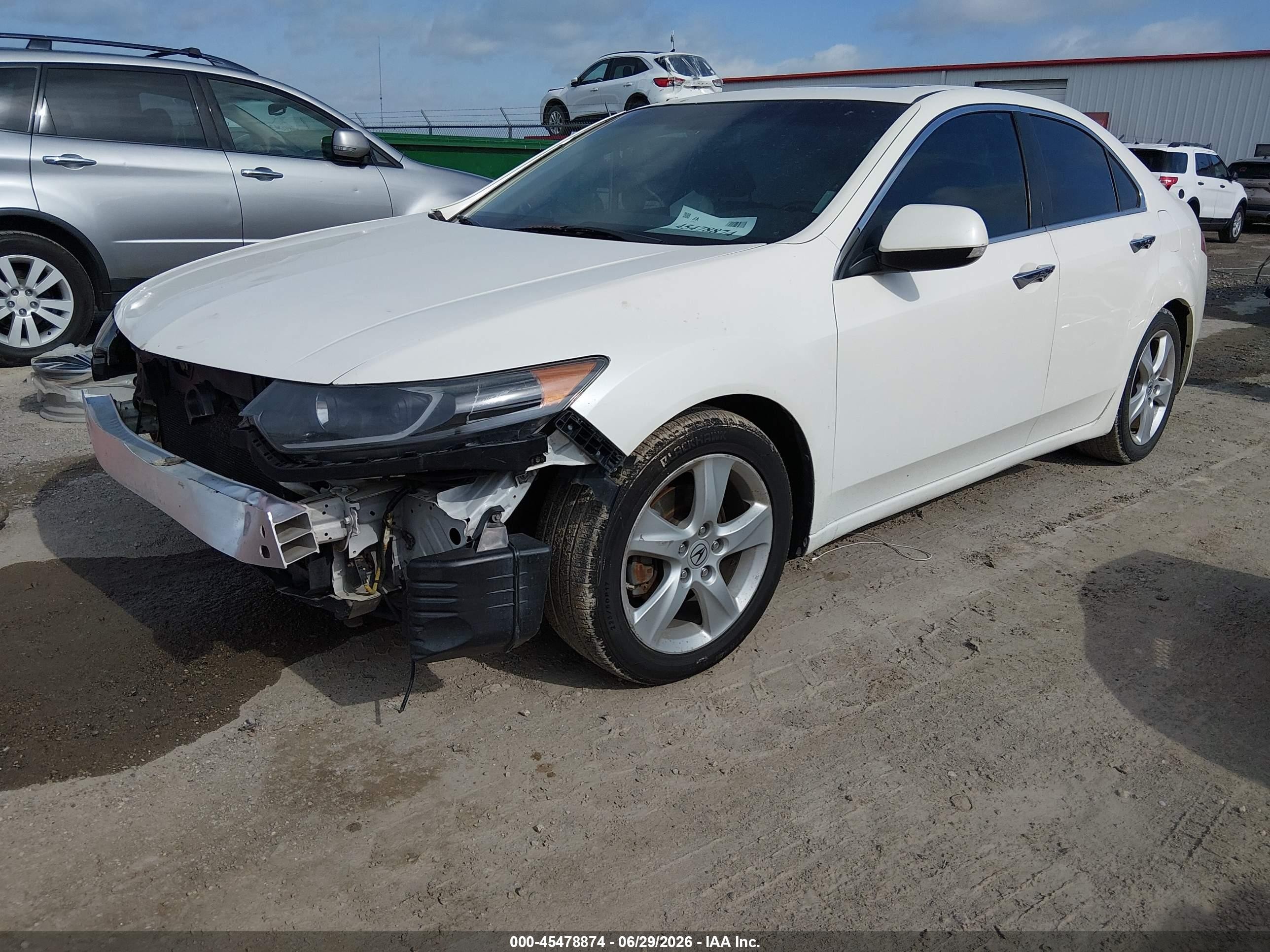 2009 Acura Tsx   White vin: JH4CU26619C017666