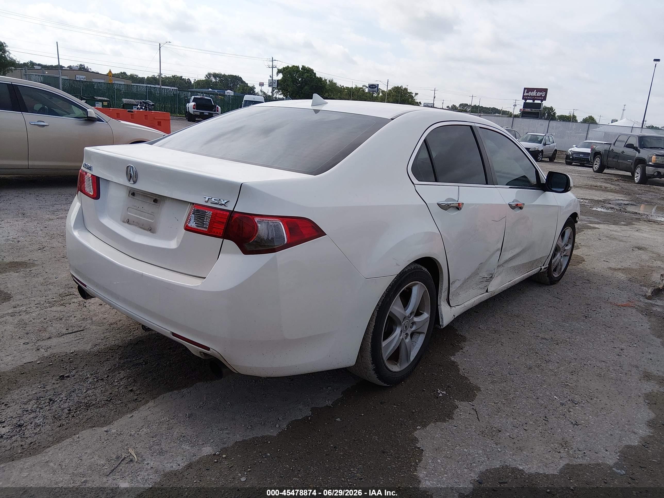 2009 Acura Tsx   White vin: JH4CU26619C017666