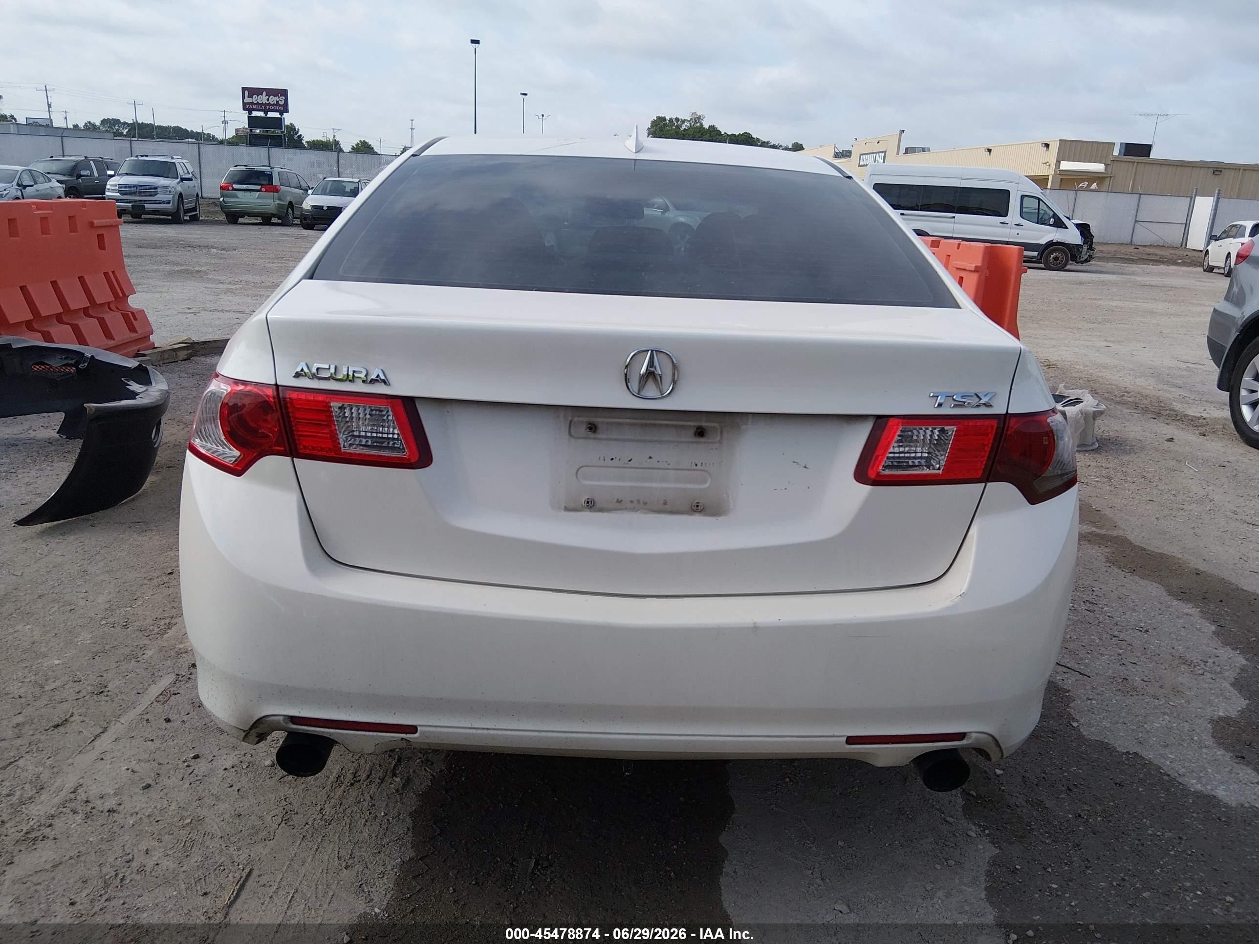 2009 Acura Tsx   White vin: JH4CU26619C017666