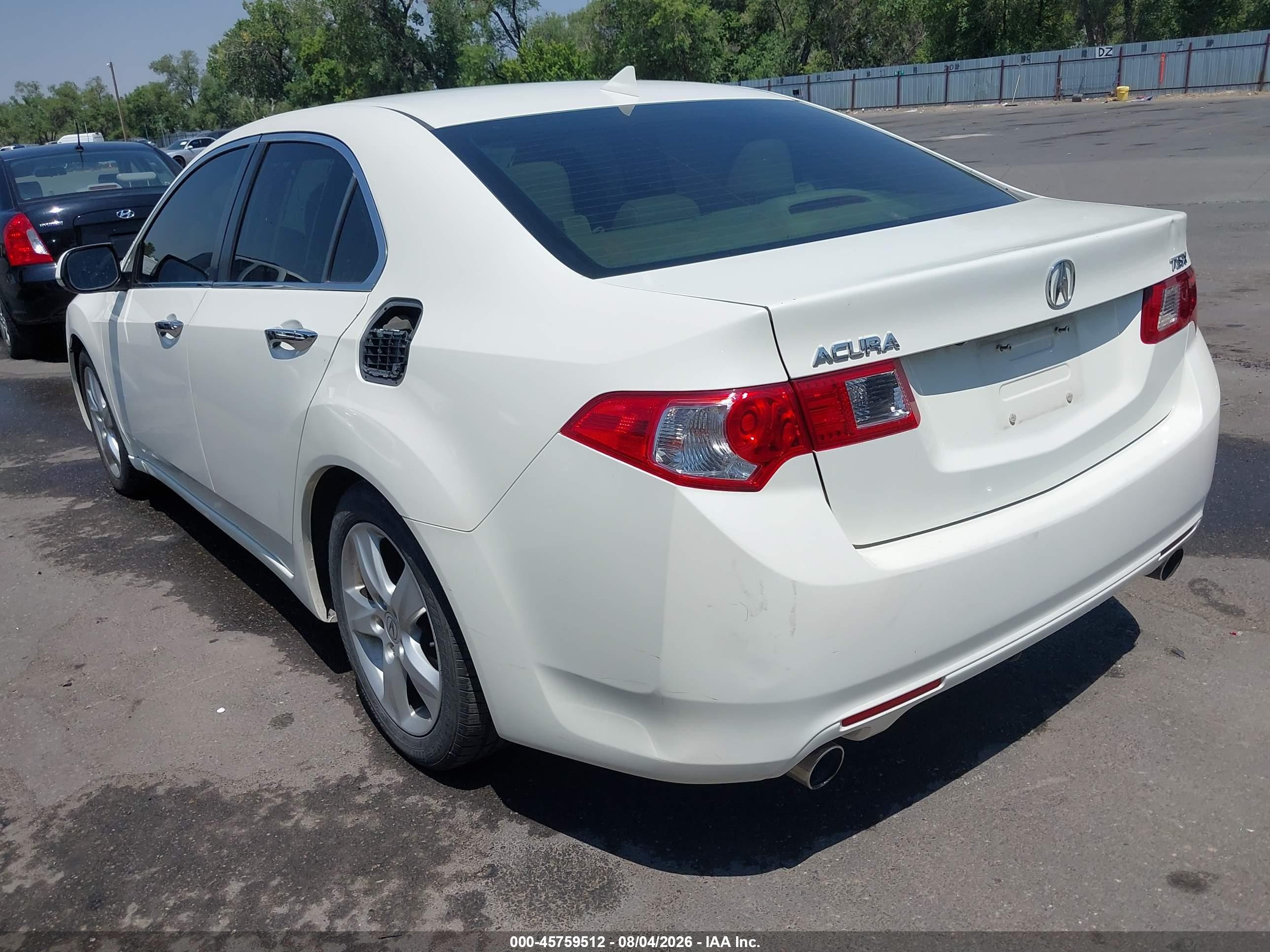2009 Acura Tsx   White vin: JH4CU26629C013478