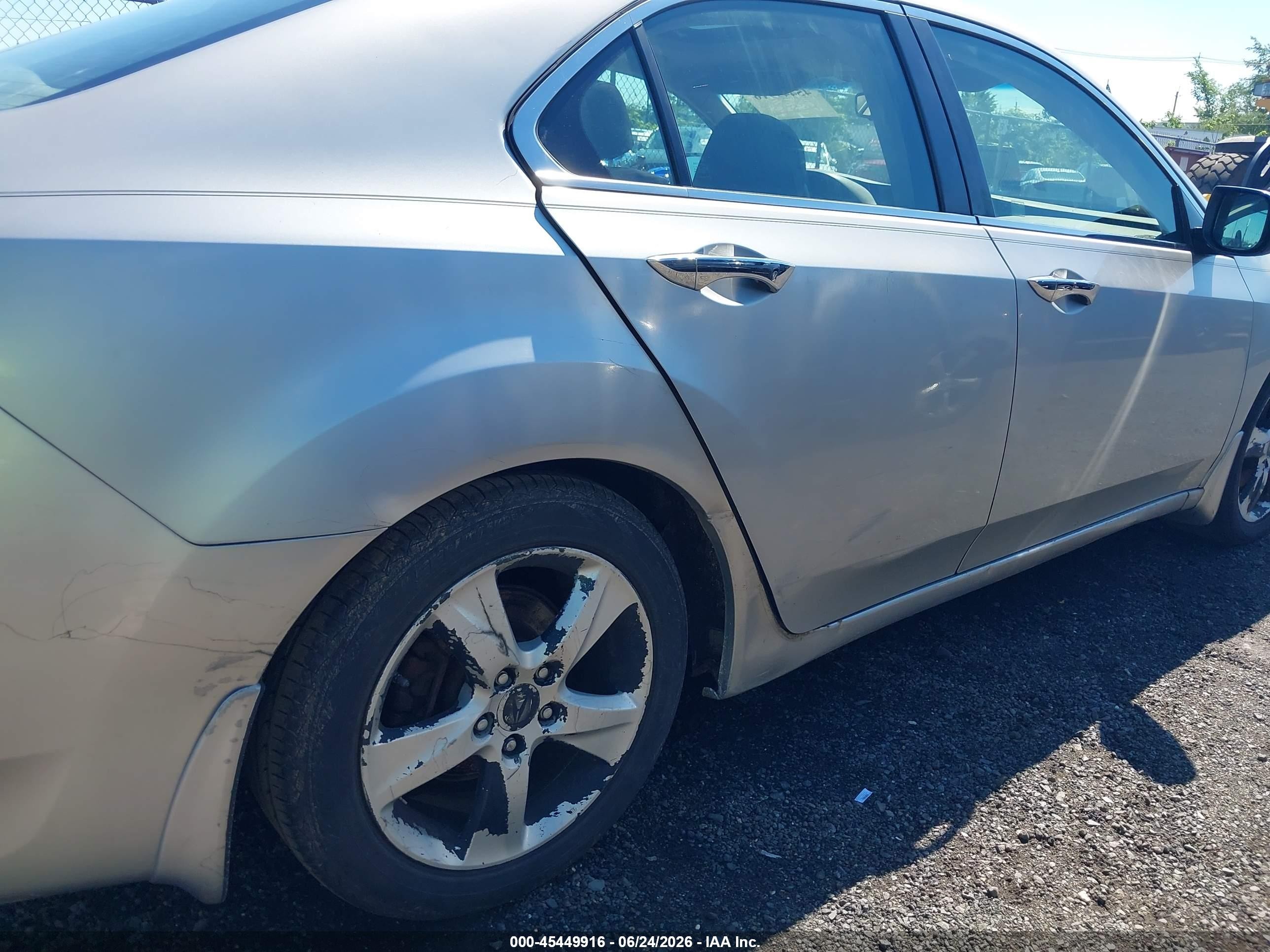 2009 Acura Tsx   Silver vin: JH4CU26629C025825