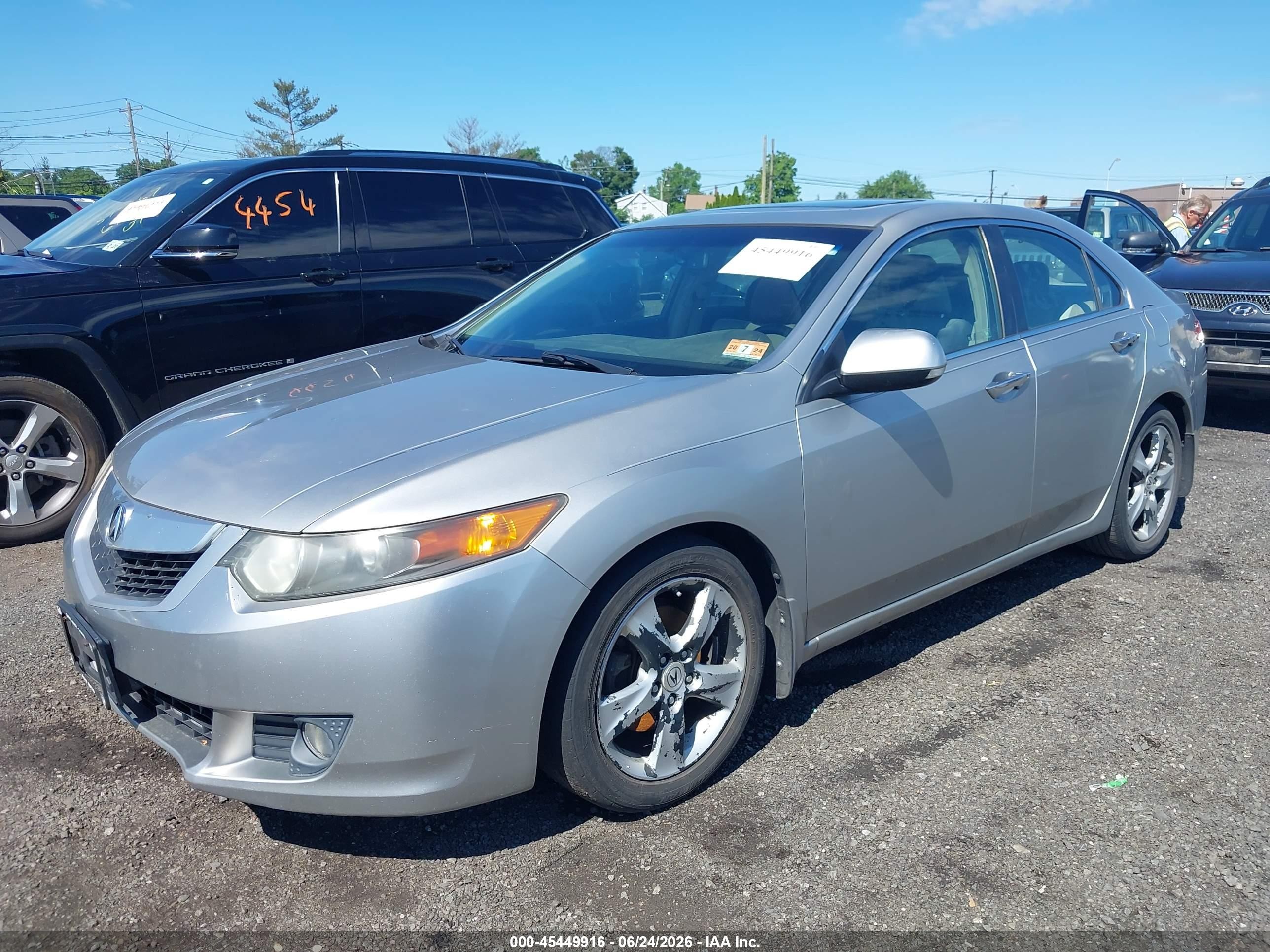 2009 Acura Tsx   Silver vin: JH4CU26629C025825