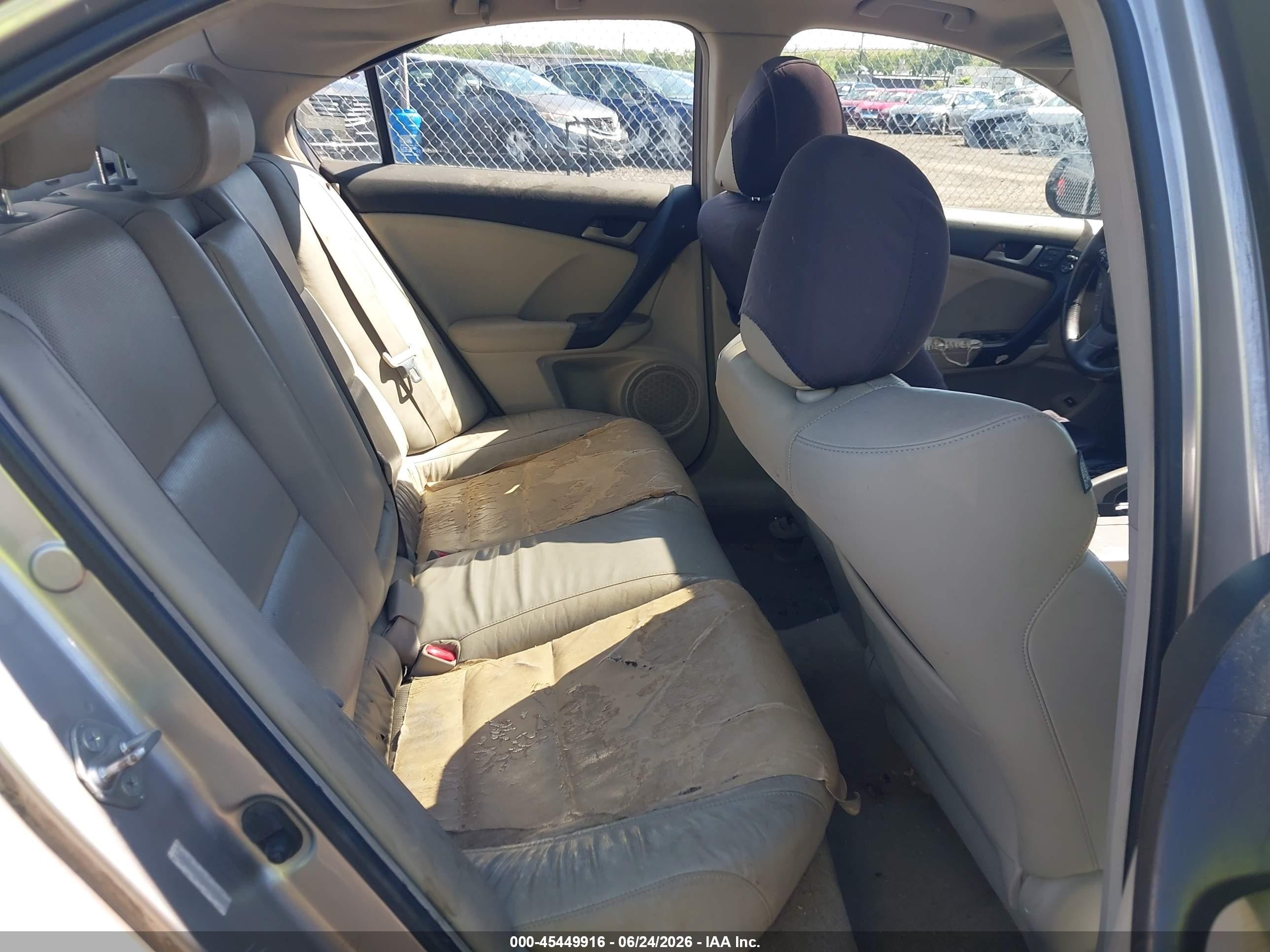 2009 Acura Tsx   Silver vin: JH4CU26629C025825