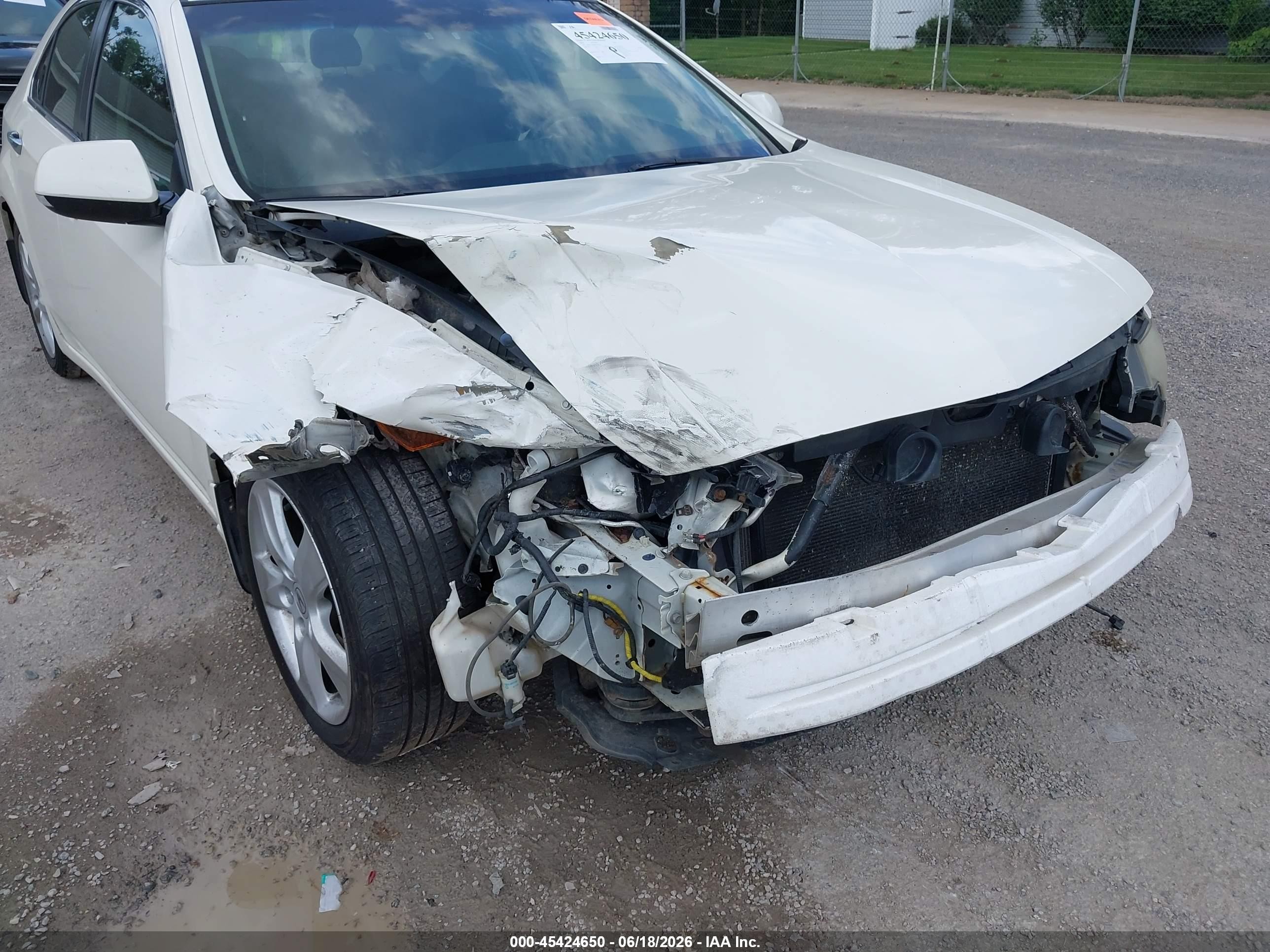 2009 Acura Tsx   White vin: JH4CU26629C027266