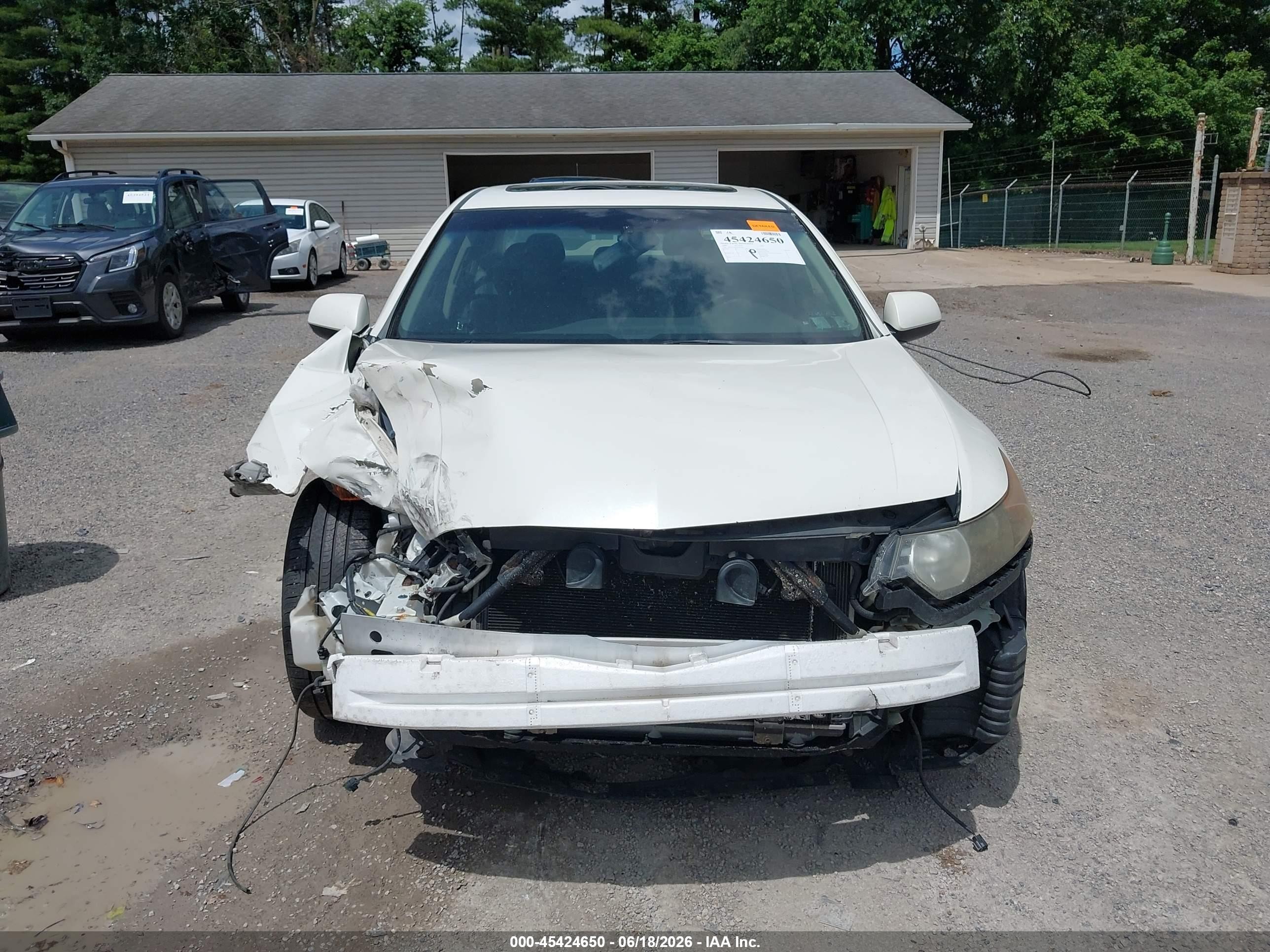 2009 Acura Tsx   White vin: JH4CU26629C027266