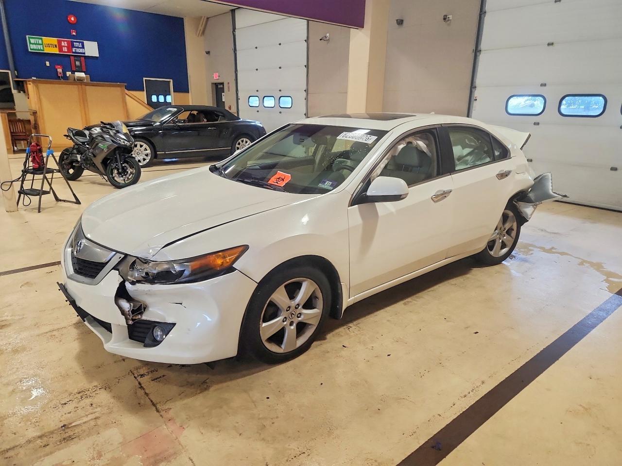 2009 Acura Tsx White vin: JH4CU26639C024327