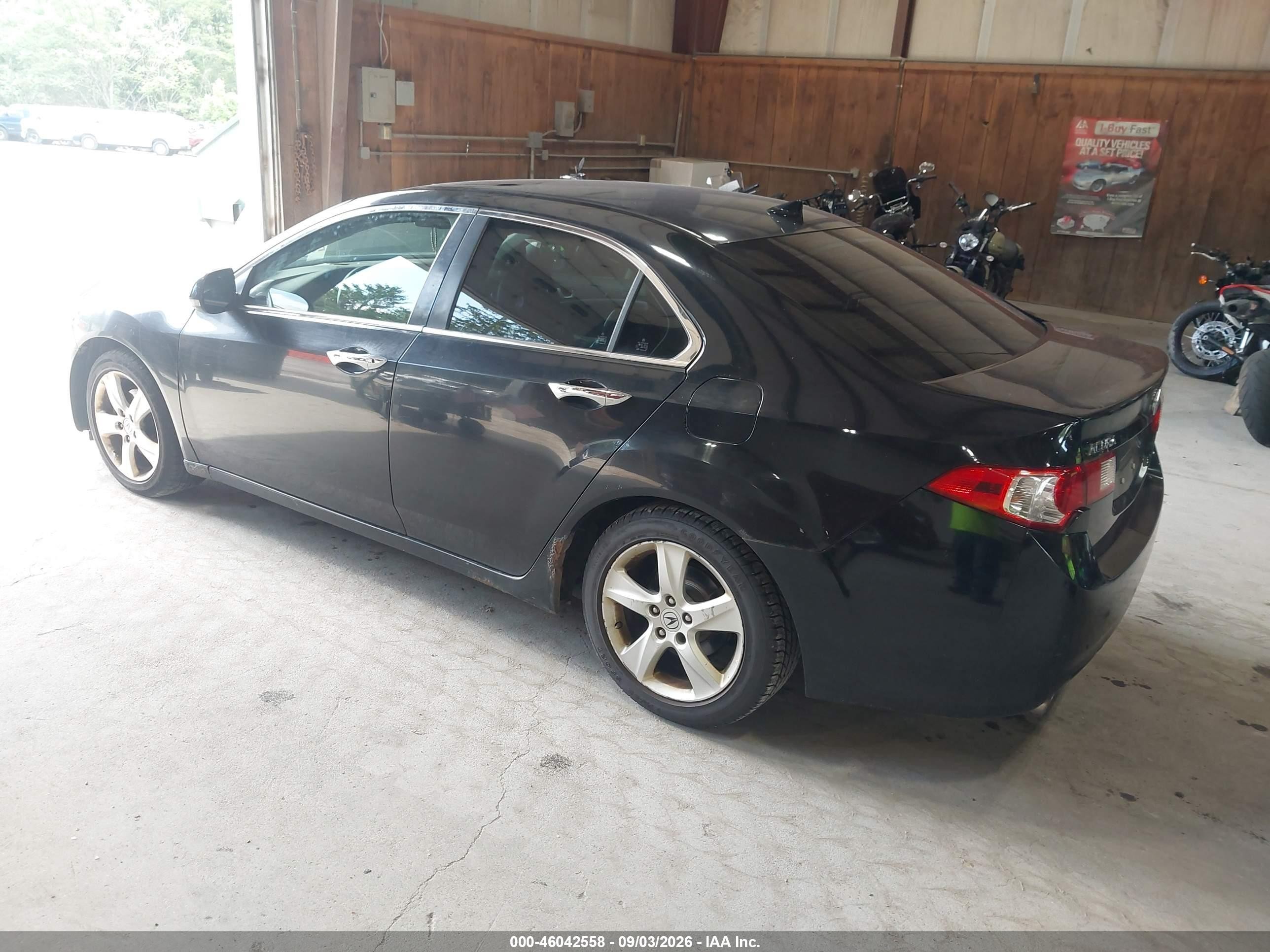2009 Acura Tsx   Black vin: JH4CU26639C026367