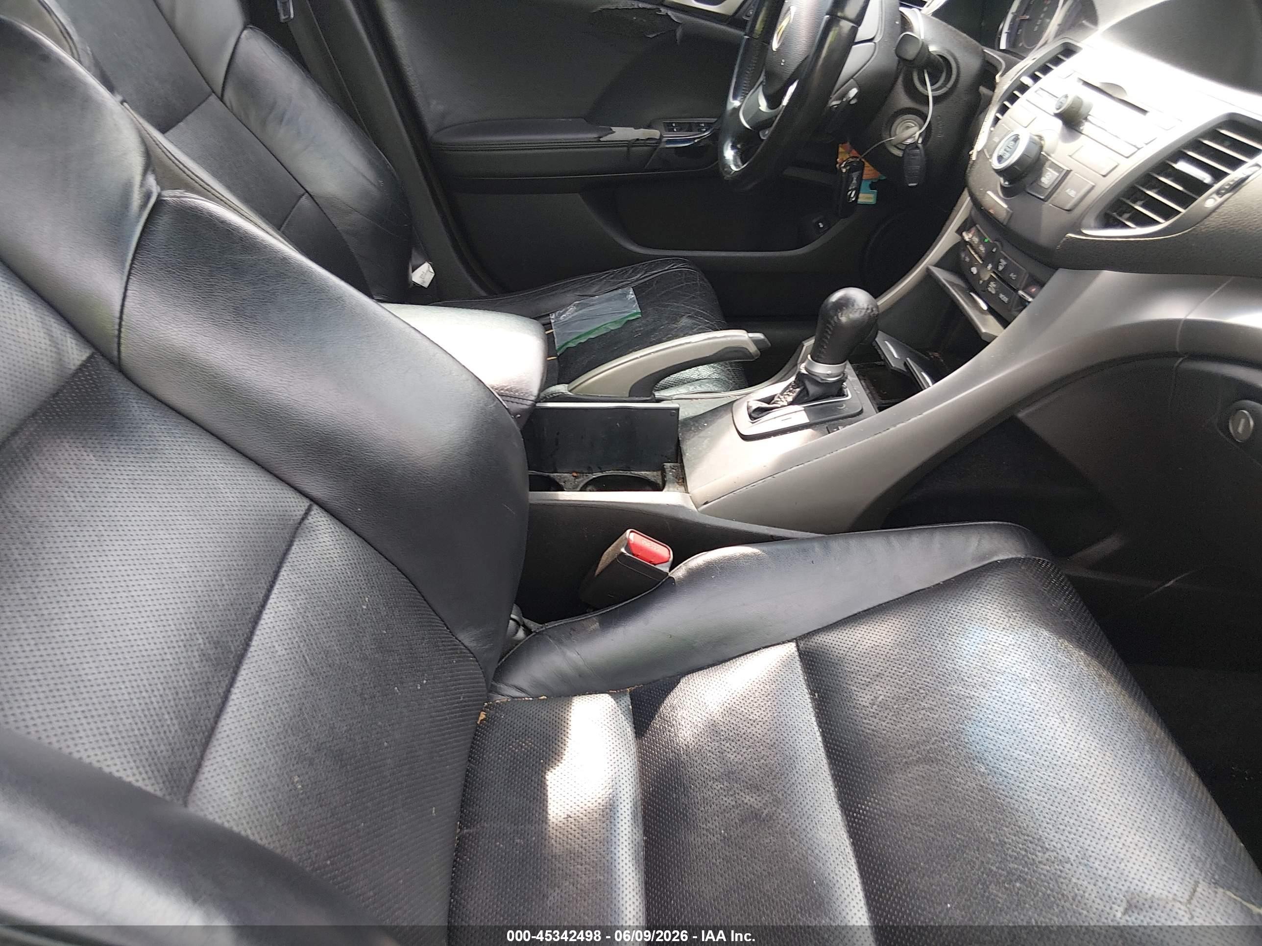2009 Acura Tsx   Black vin: JH4CU26639C034288